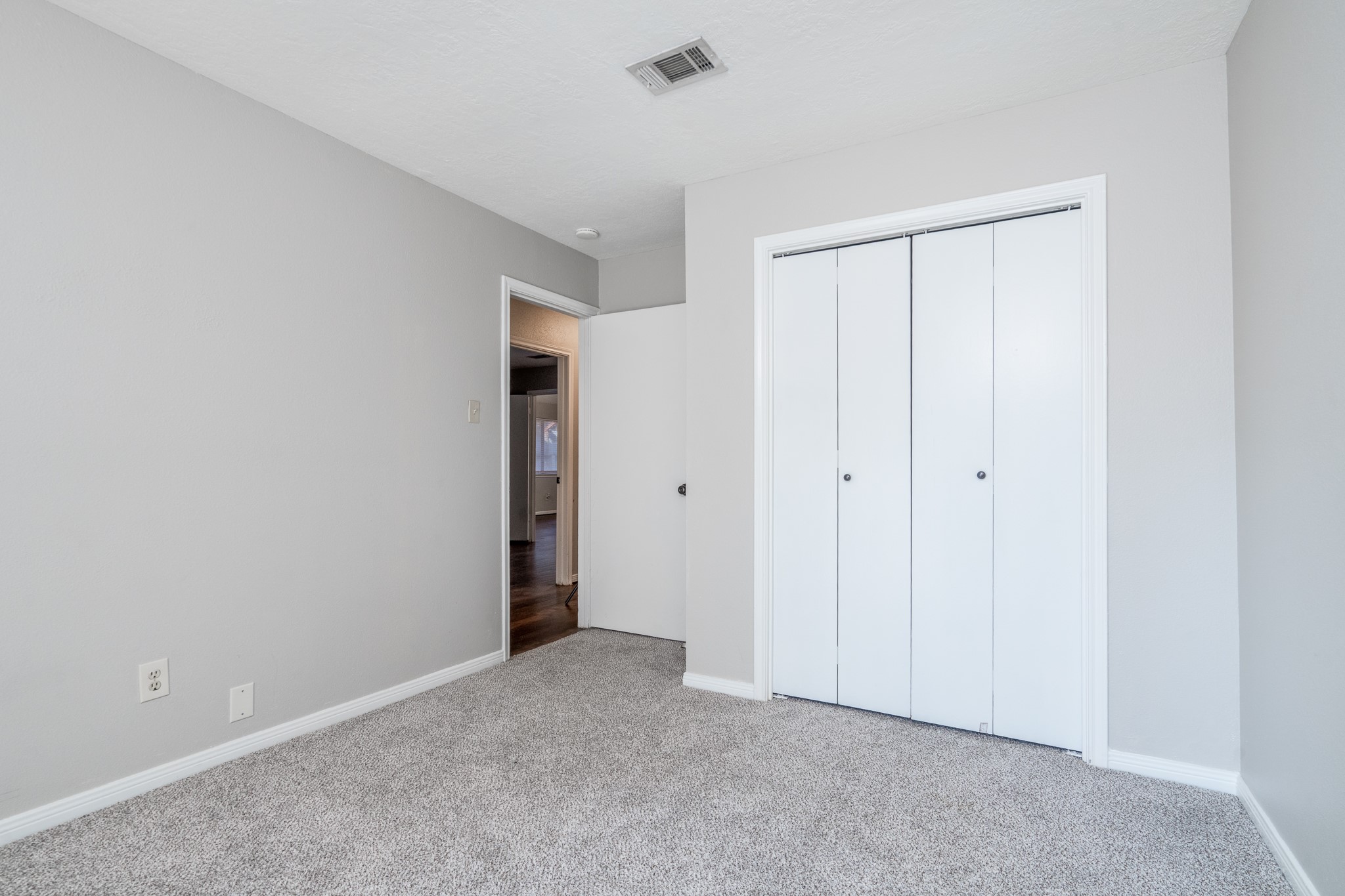 8607 Laurel Trails Drive Property Photo 23