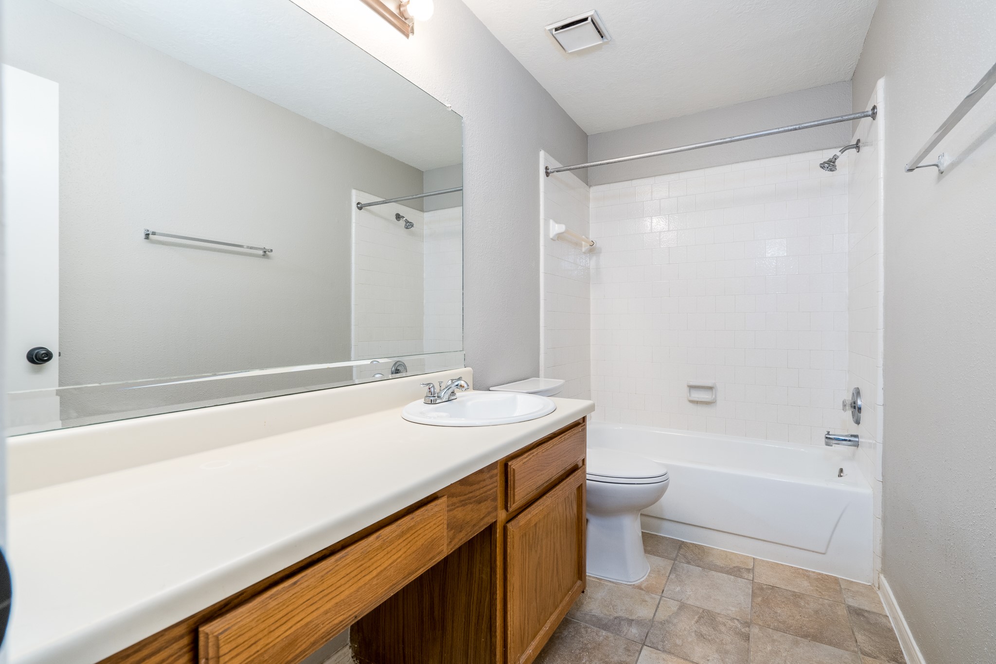 8607 Laurel Trails Drive Property Photo 24