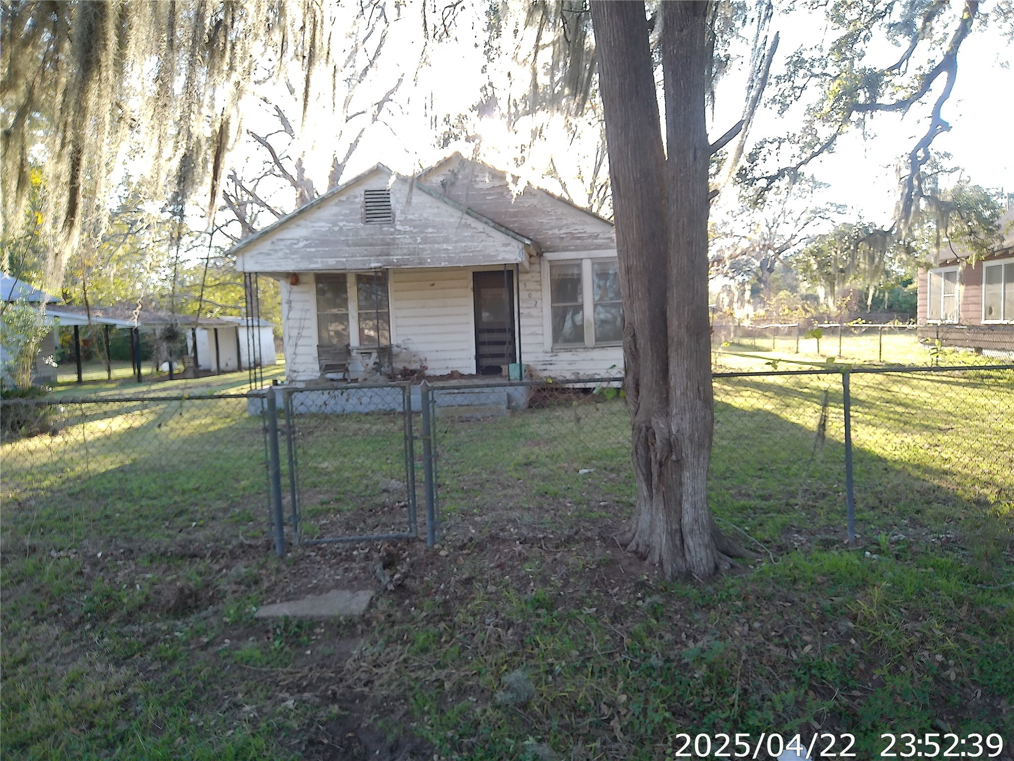 502 Camp Street Property Photo 1