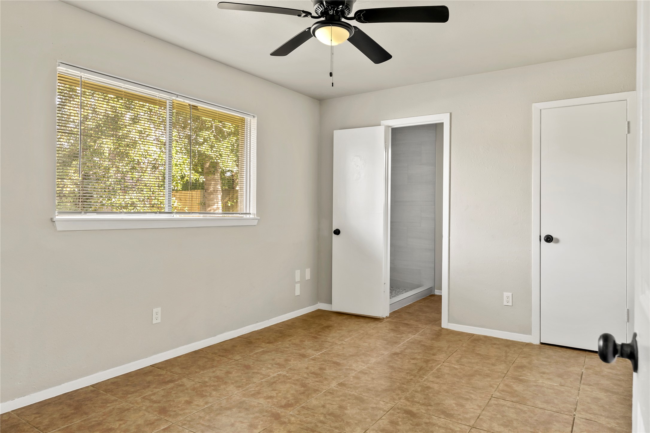 11455 Spottswood Drive Property Photo 16