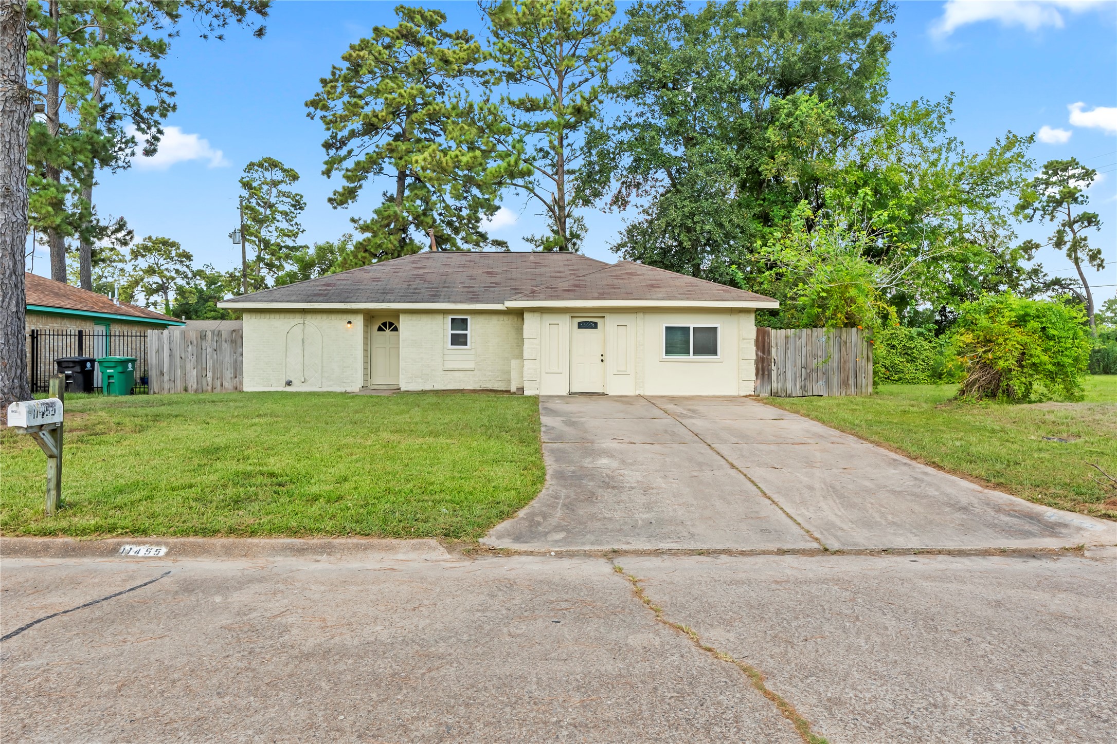 11455 Spottswood Drive Property Photo 28