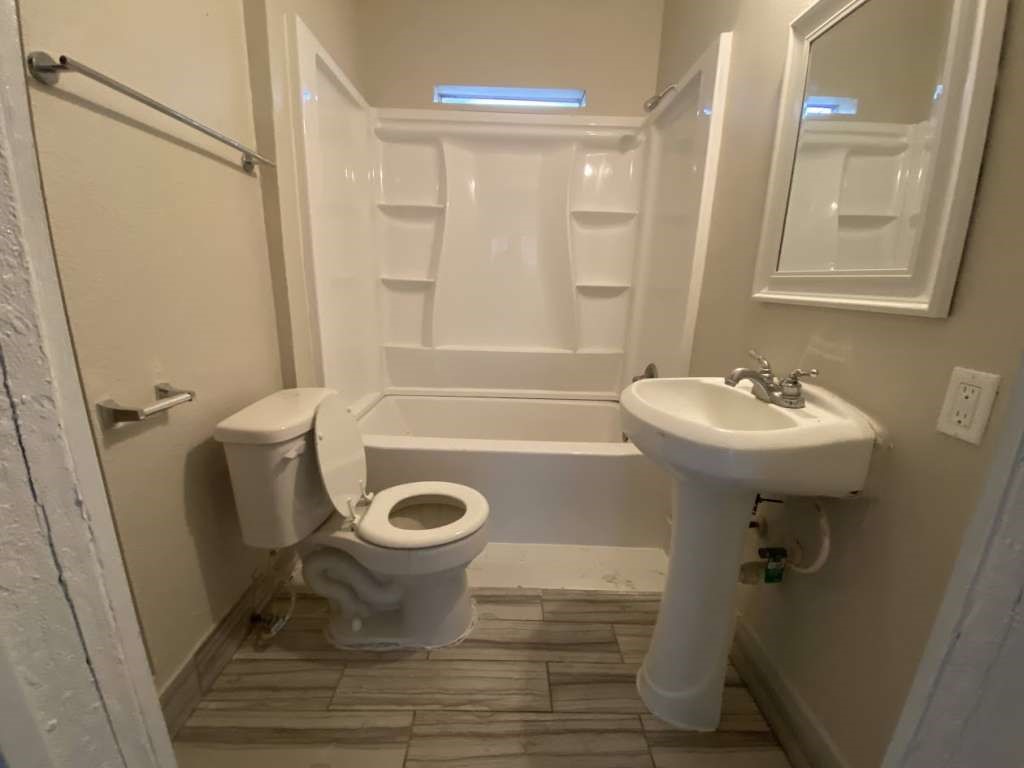 8213 E Erath Street Property Photo 10