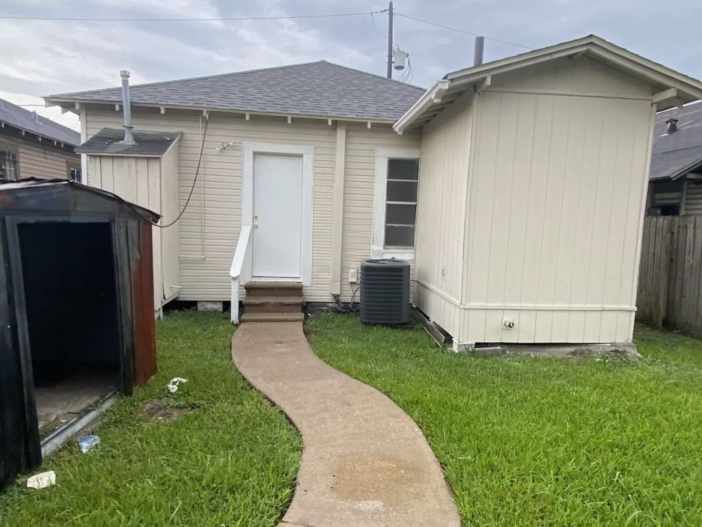 8213 E Erath Street Property Photo 11