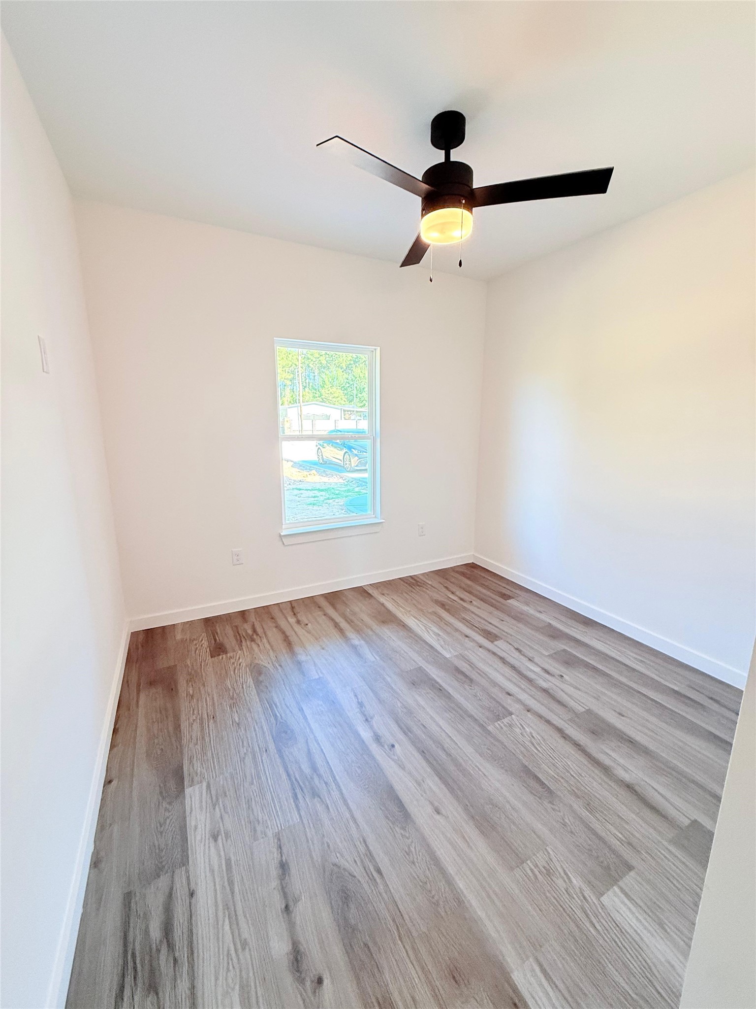 114 County Road 3543 Property Photo 14