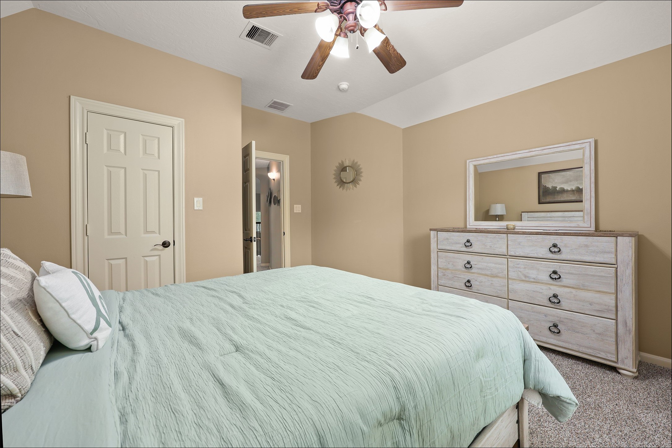 15514 Marble Canyon Way Property Photo 42