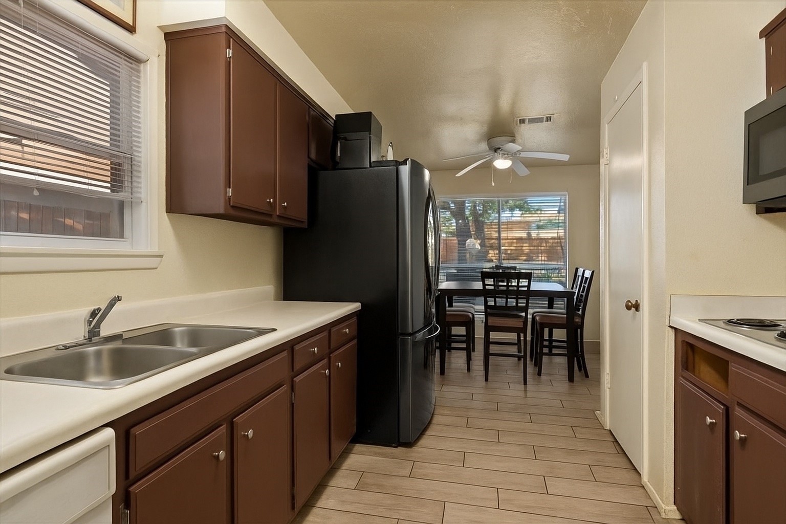 7510 Bubbling Spring Lane Property Photo 3