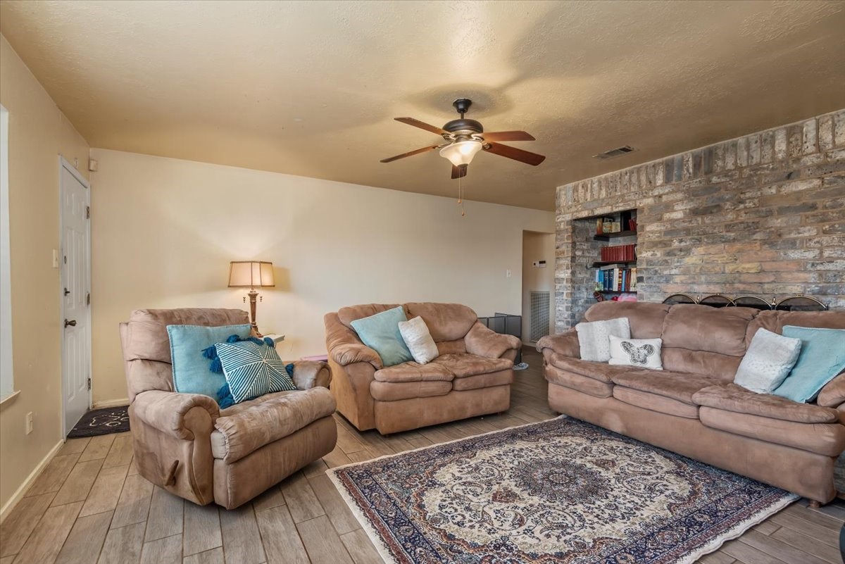 7510 Bubbling Spring Lane Property Photo 6