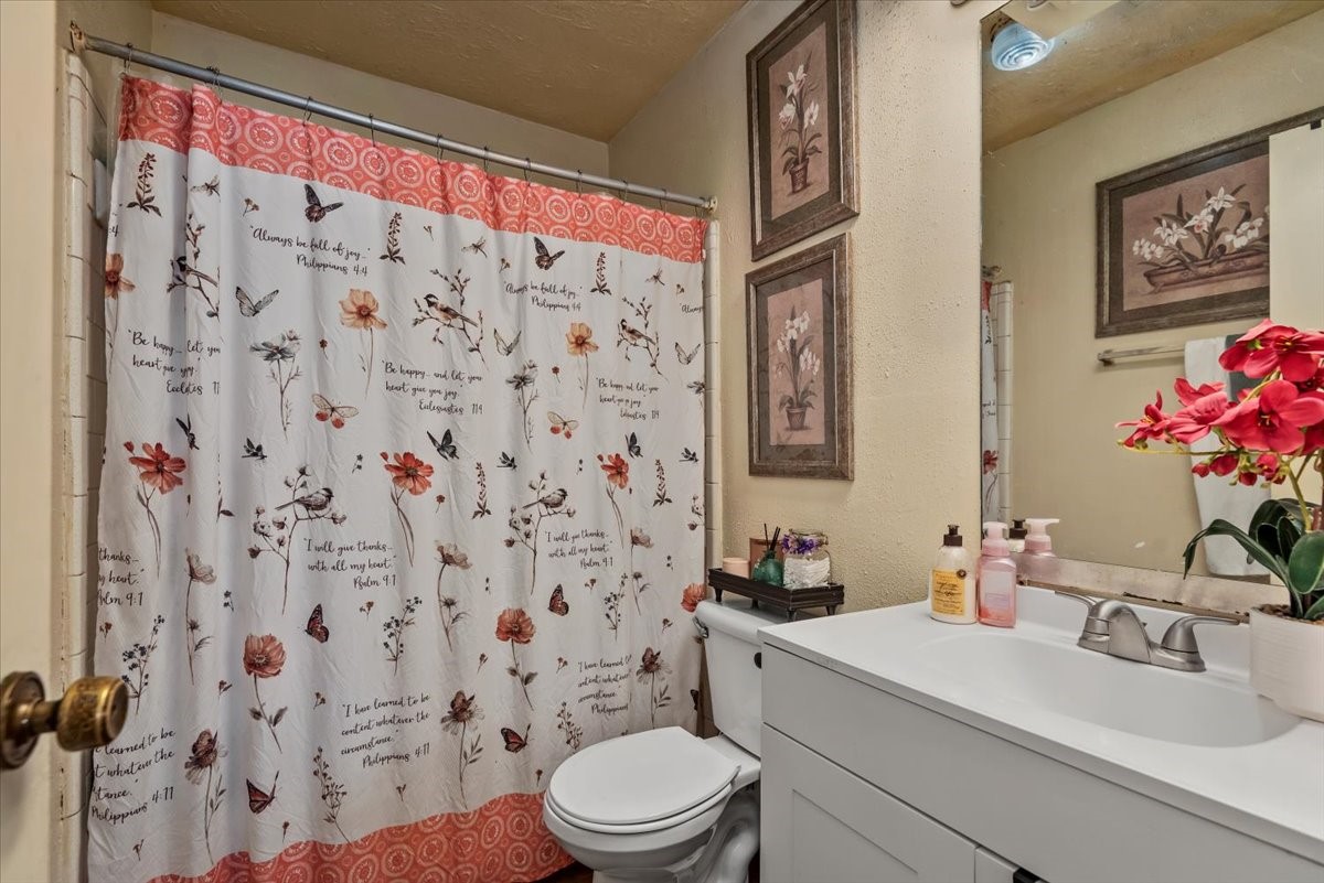 7510 Bubbling Spring Lane Property Photo 12