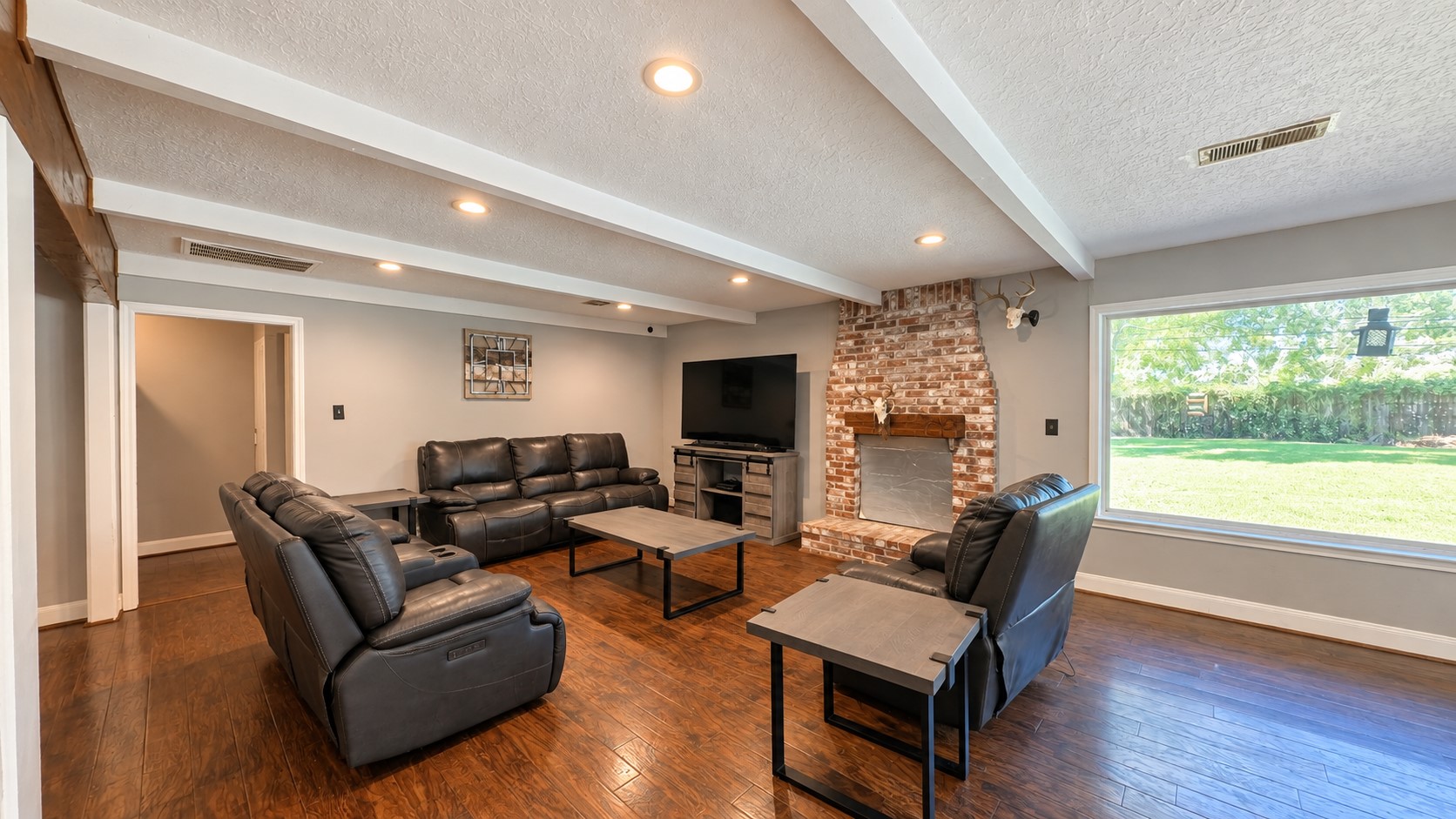 2118 Eagle Point Road Property Photo 4