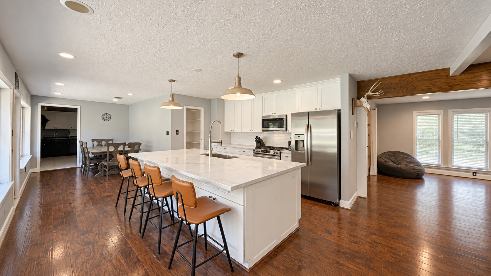 2118 Eagle Point Road Property Photo 5