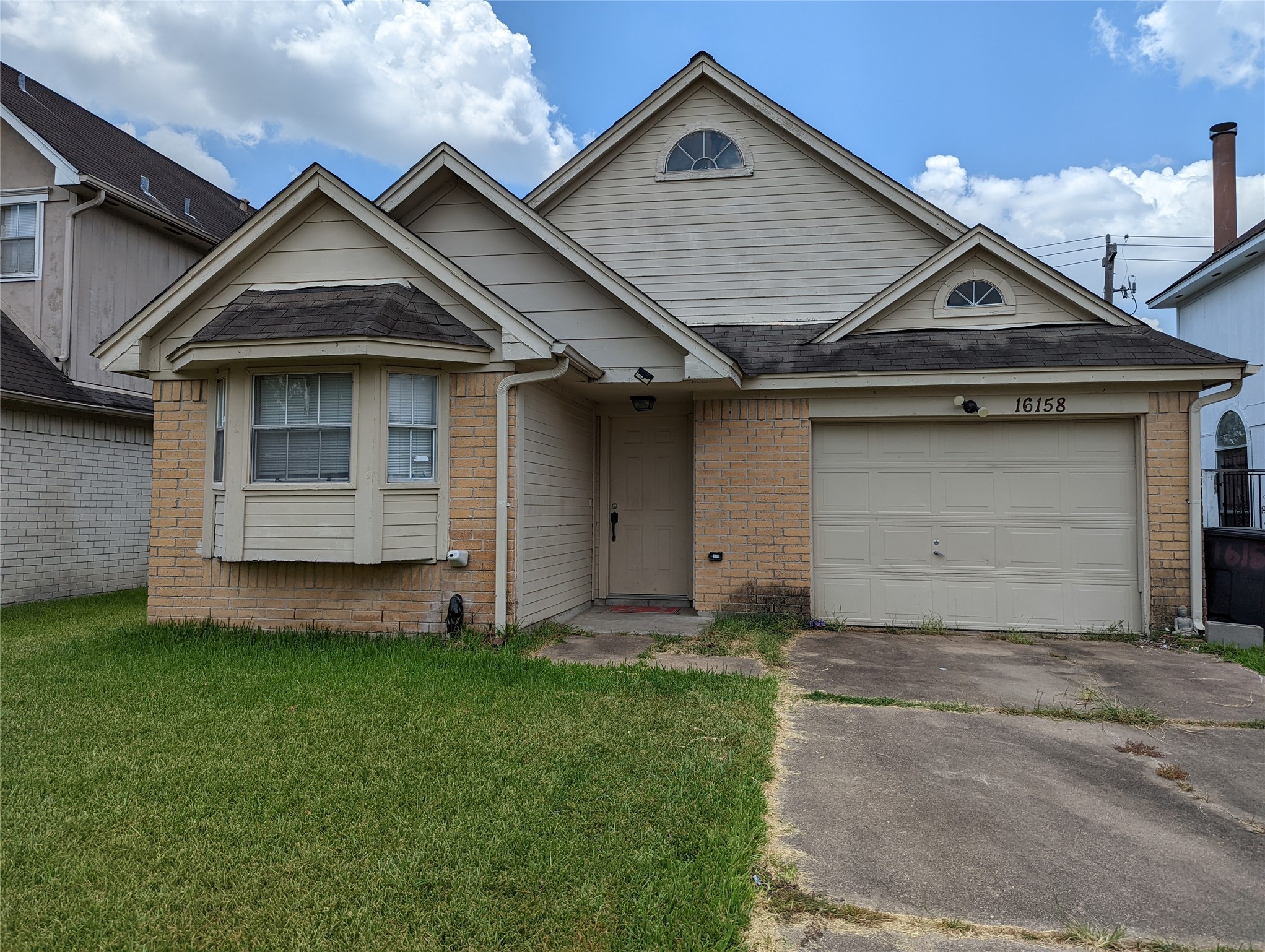 16158 Canaridge Drive Property Photo 1