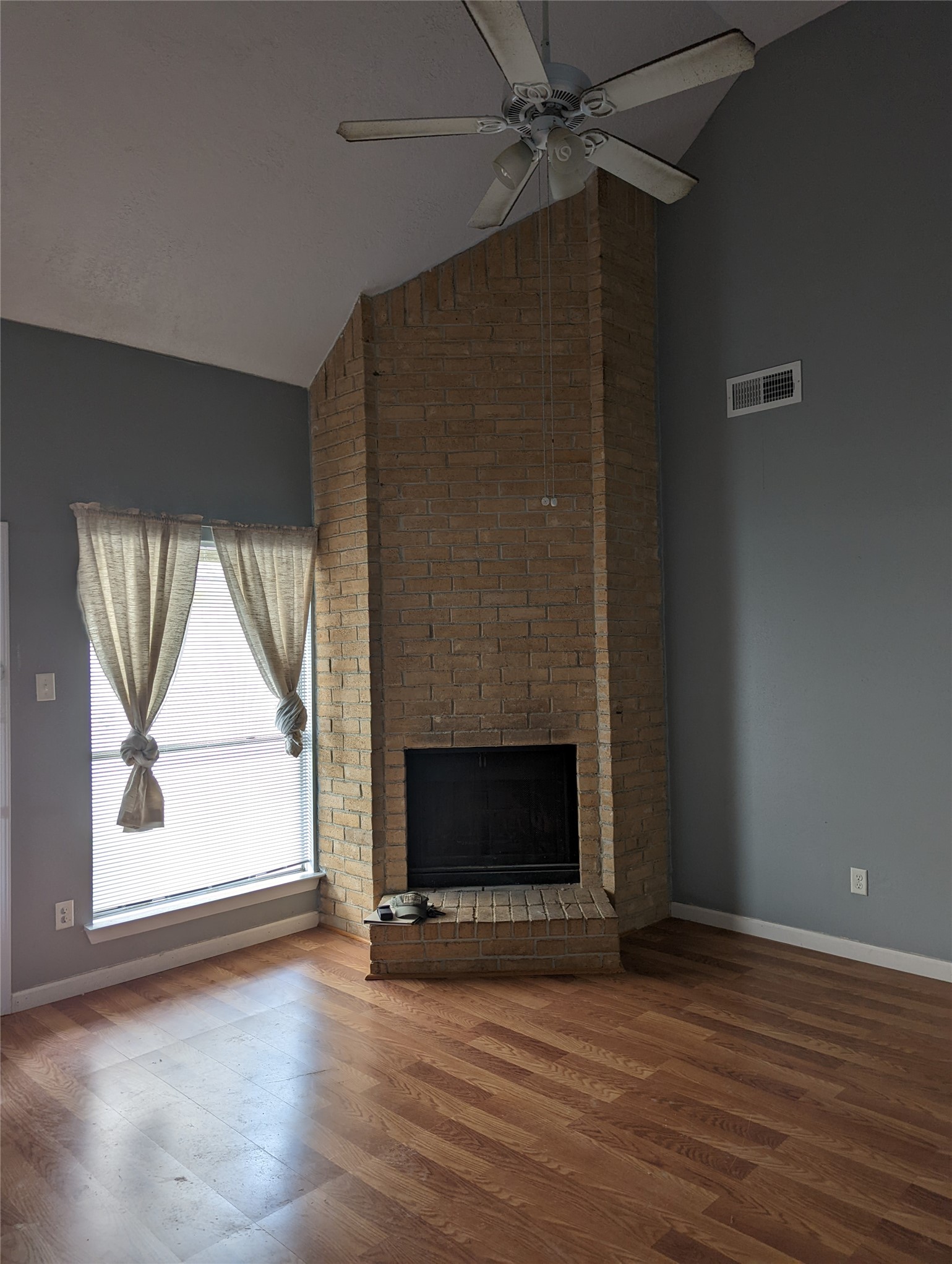 16158 Canaridge Drive Property Photo 8
