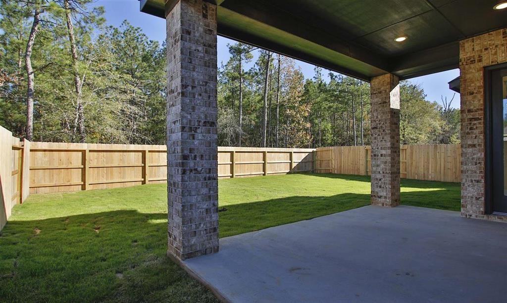 17351 Merigold Heights Drive Property Photo 3