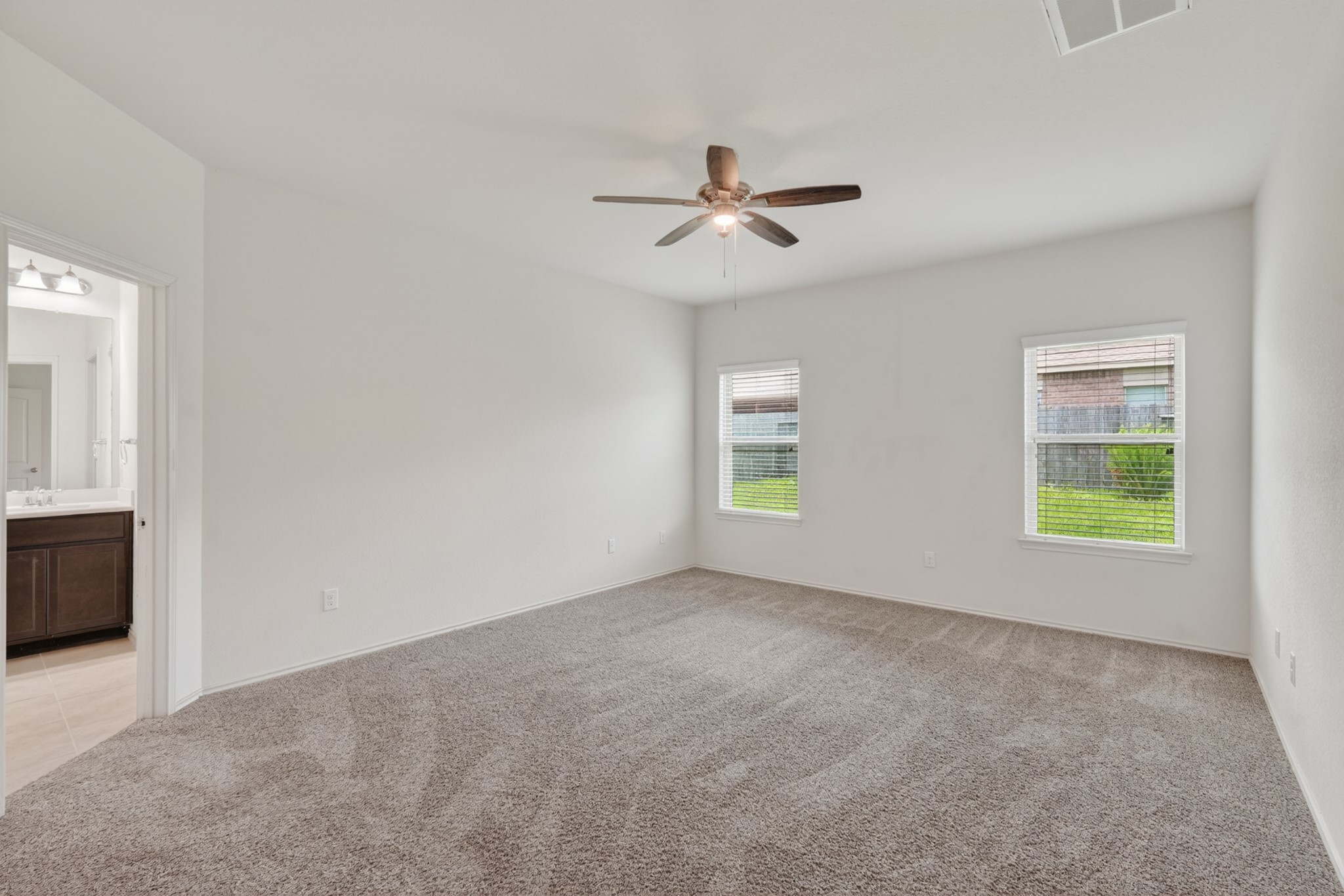 138 Meadow Grove Drive Property Photo 25