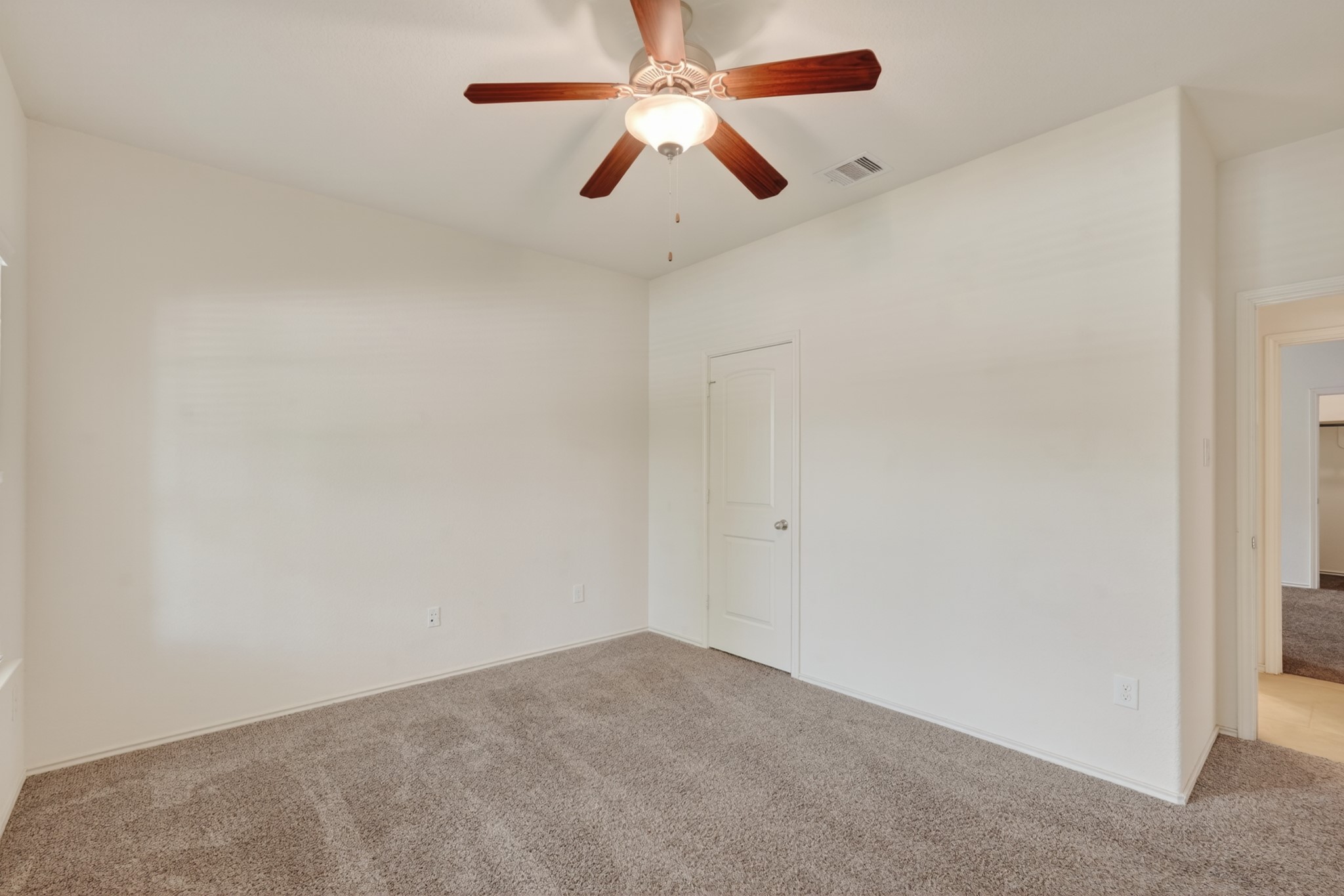 138 Meadow Grove Drive Property Photo 33