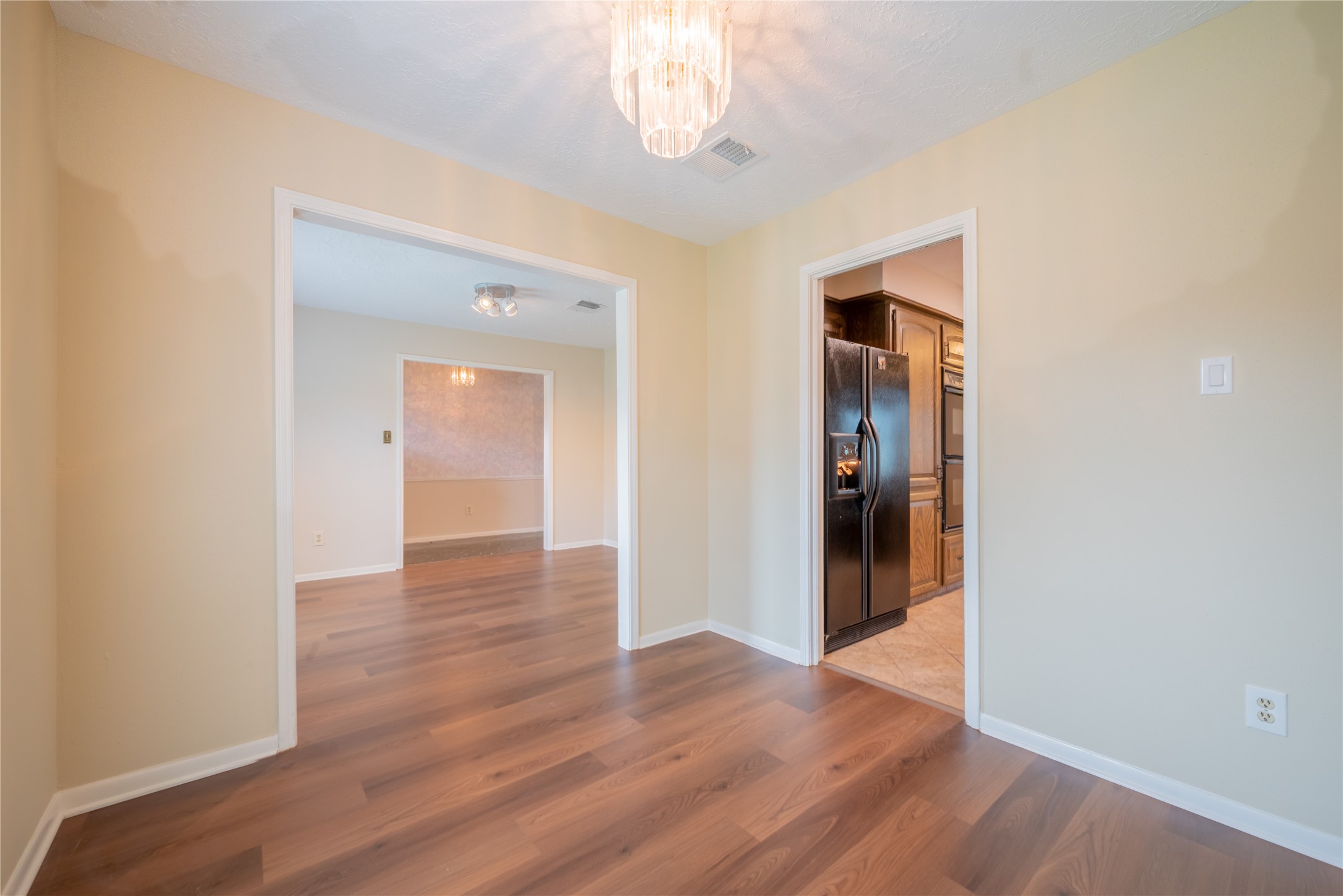 9202 Benning Drive Property Photo 11