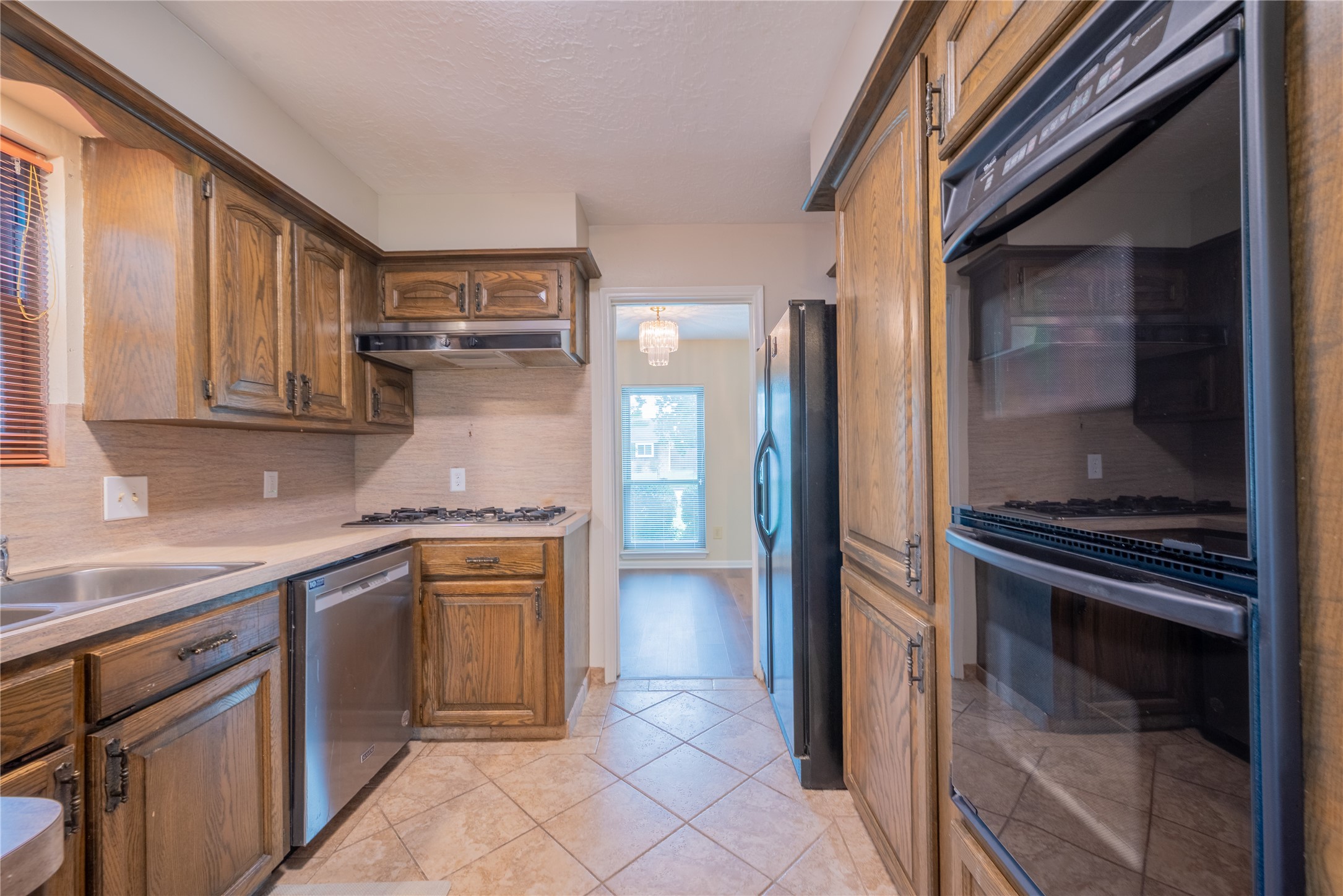 9202 Benning Drive Property Photo 15