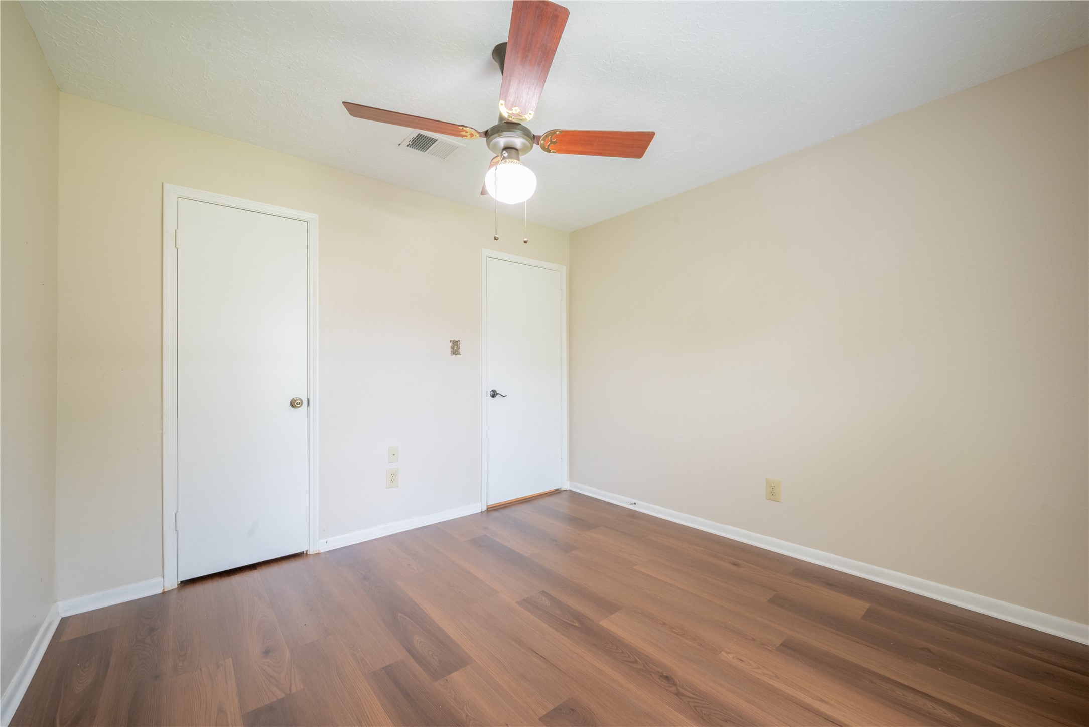 9202 Benning Drive Property Photo 27