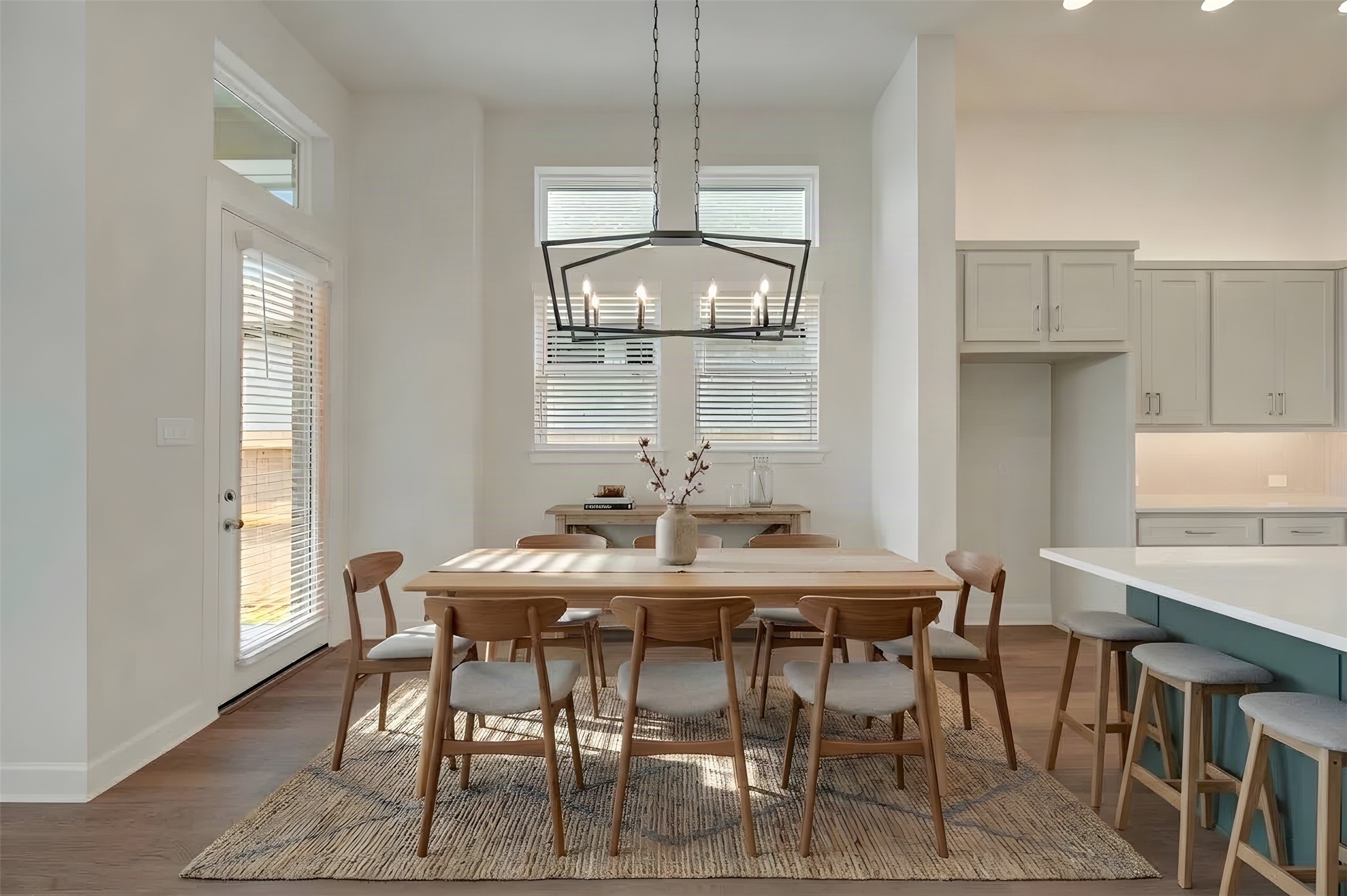 7 Savory Saute Drive Property Photo 3
