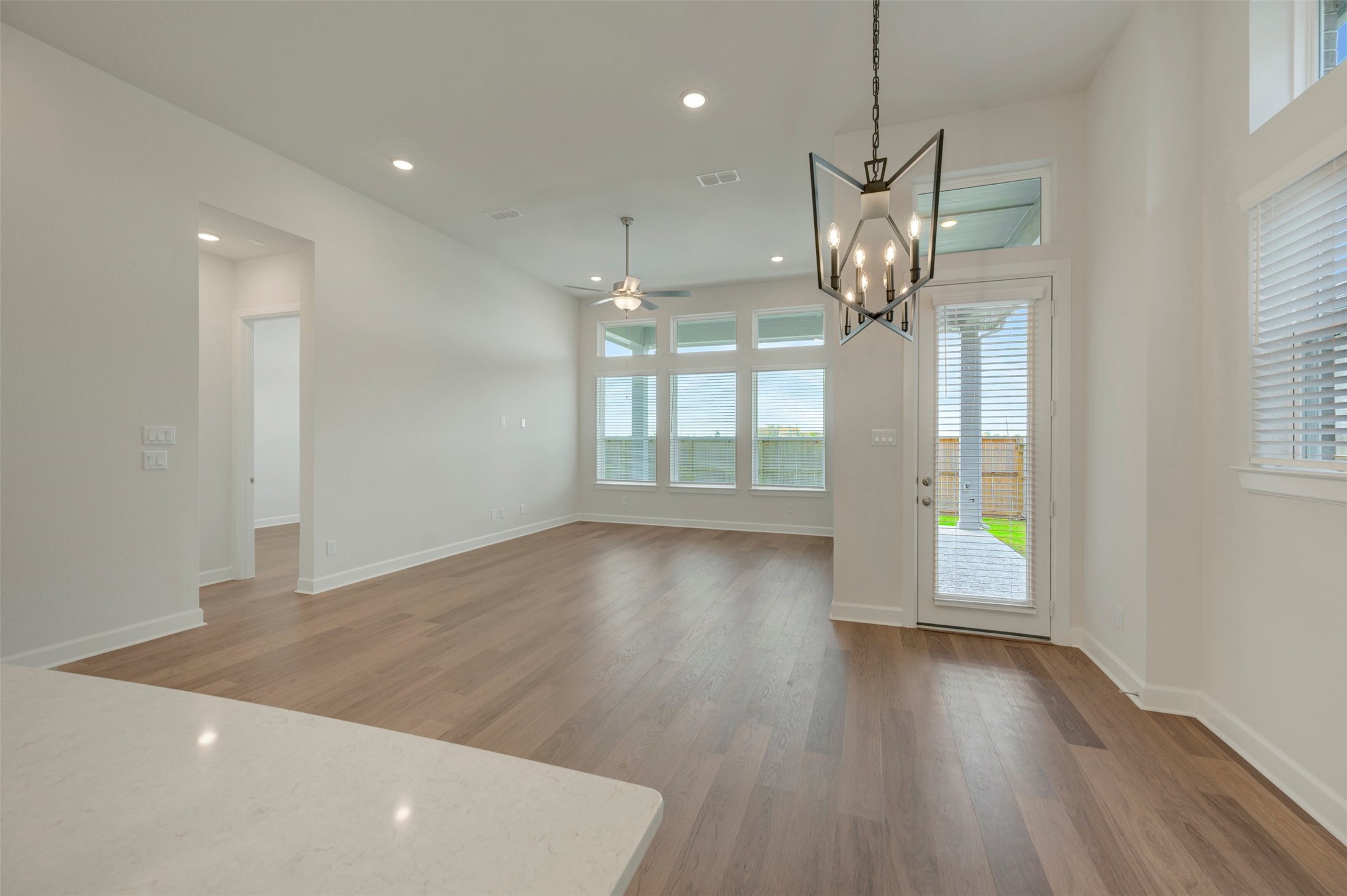7 Savory Saute Drive Property Photo 27