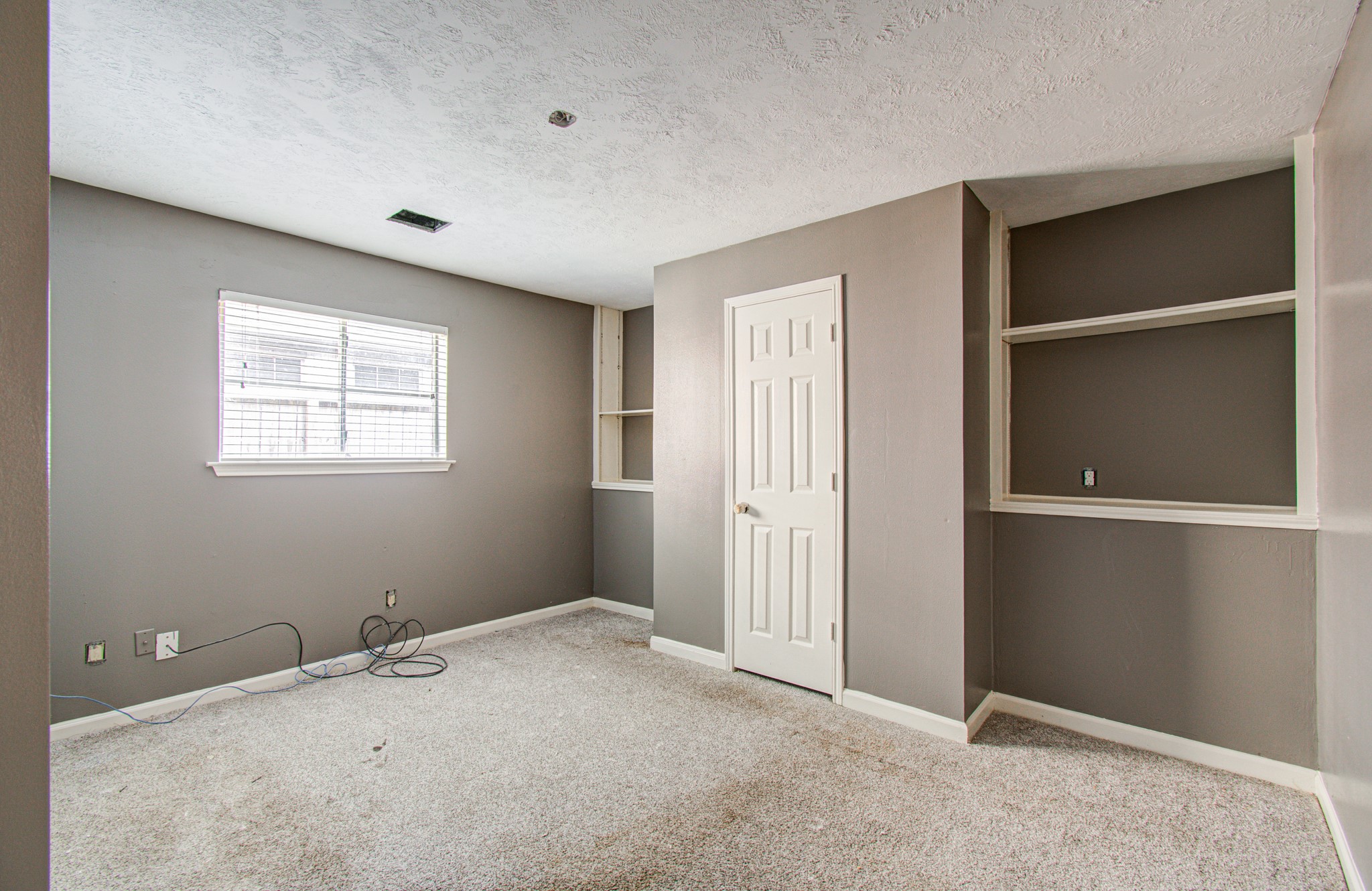 18410 Teal Creek Drive Property Photo 32