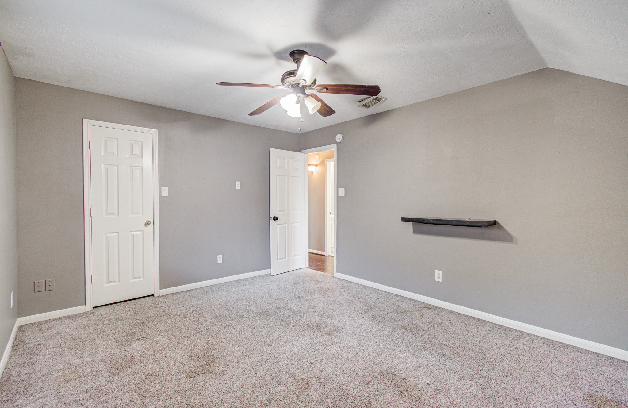 18410 Teal Creek Drive Property Photo 40