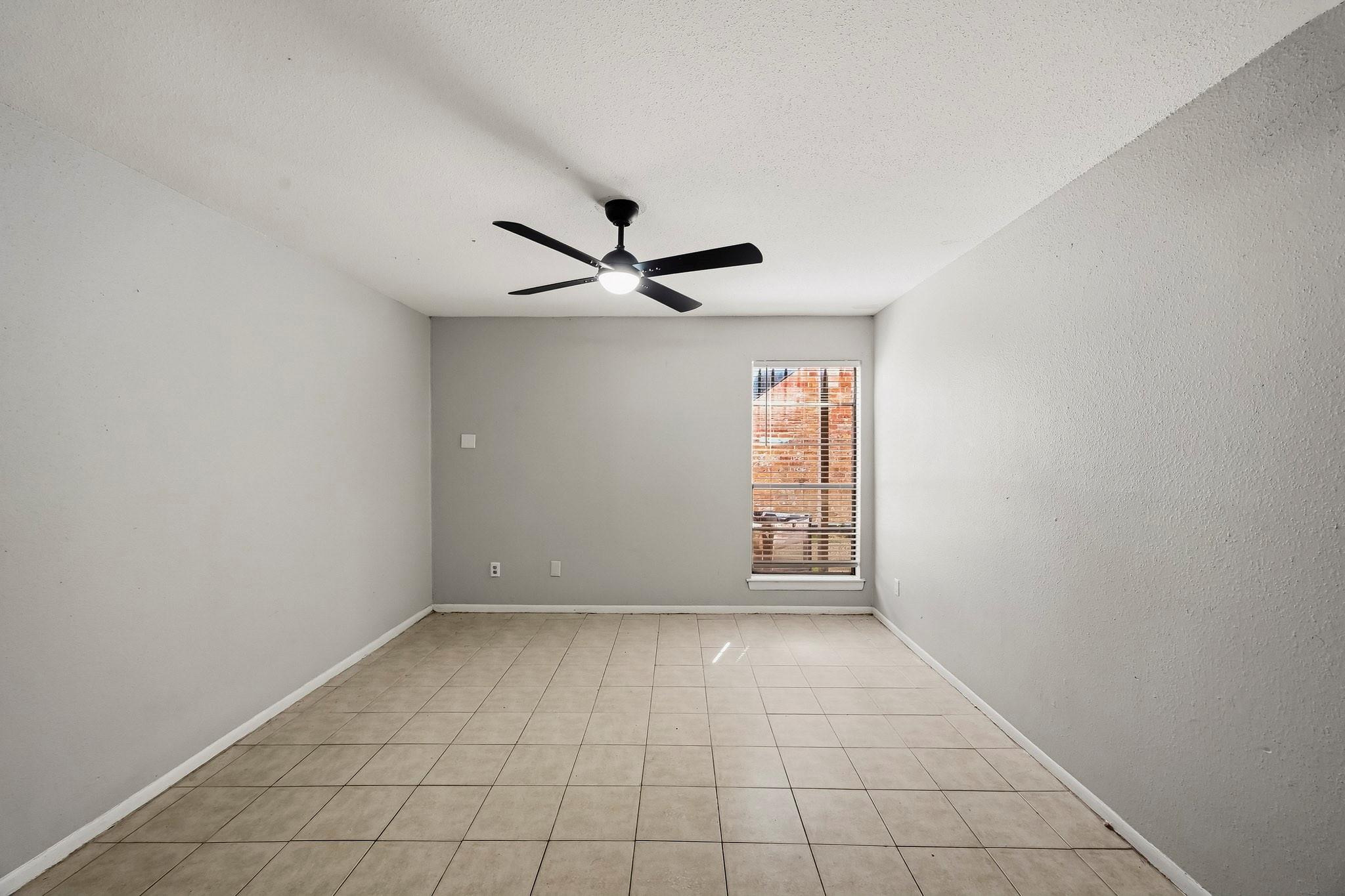9616 Long Point Road # 33, Houston Tx 77055 Property Photo 12