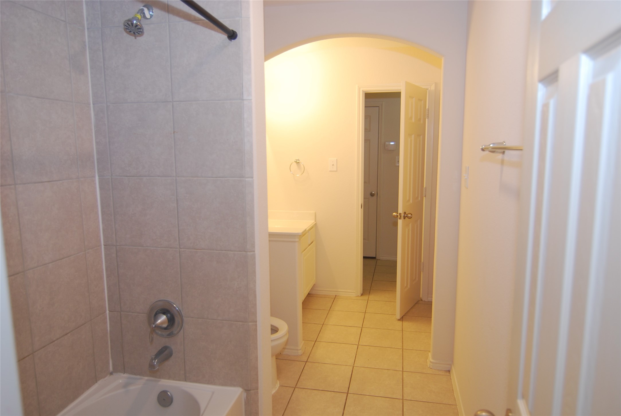 2834 Lockeridge Pines Drive Property Photo 8