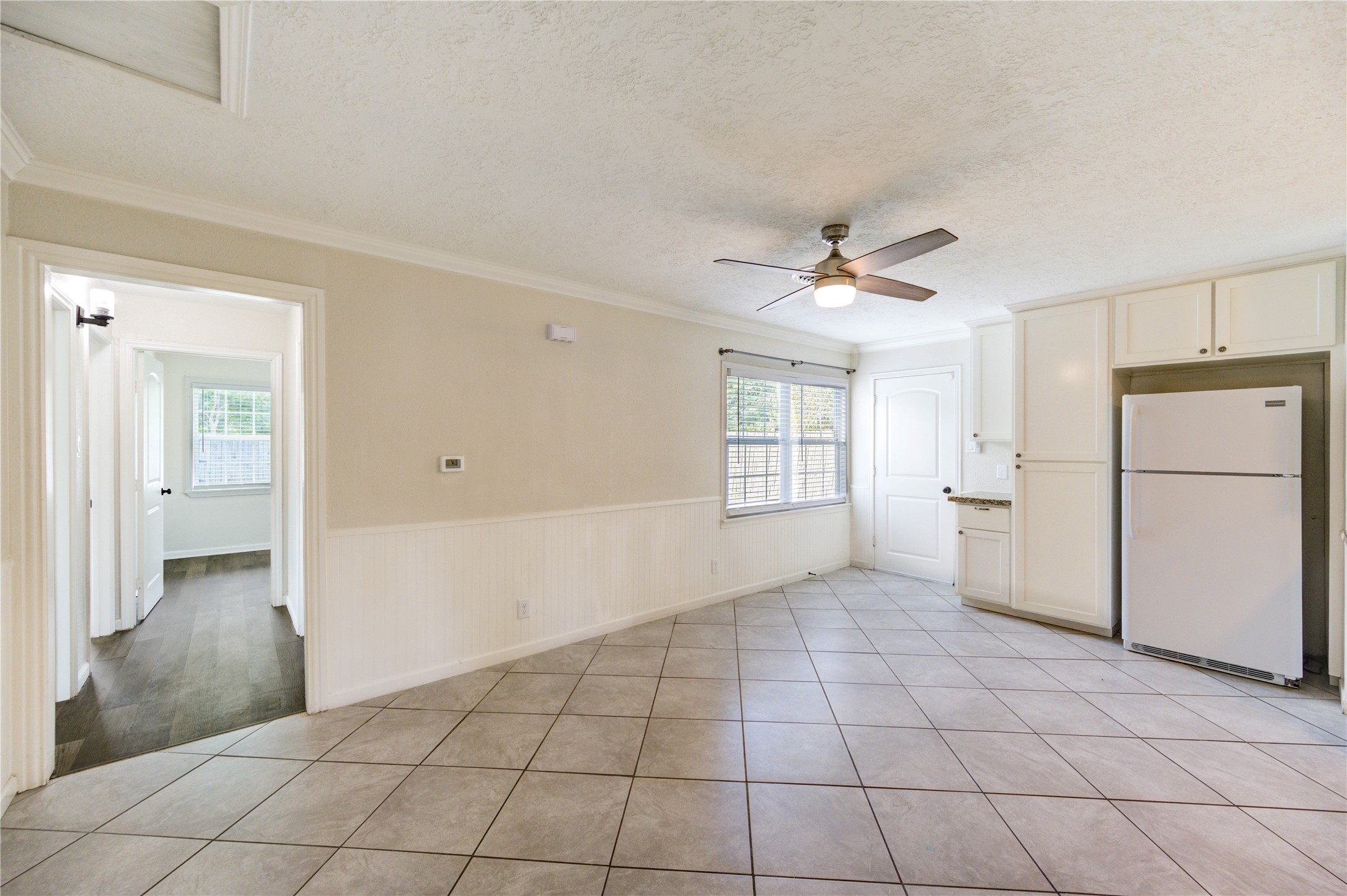 5317 Crestmont Street Property Photo 9