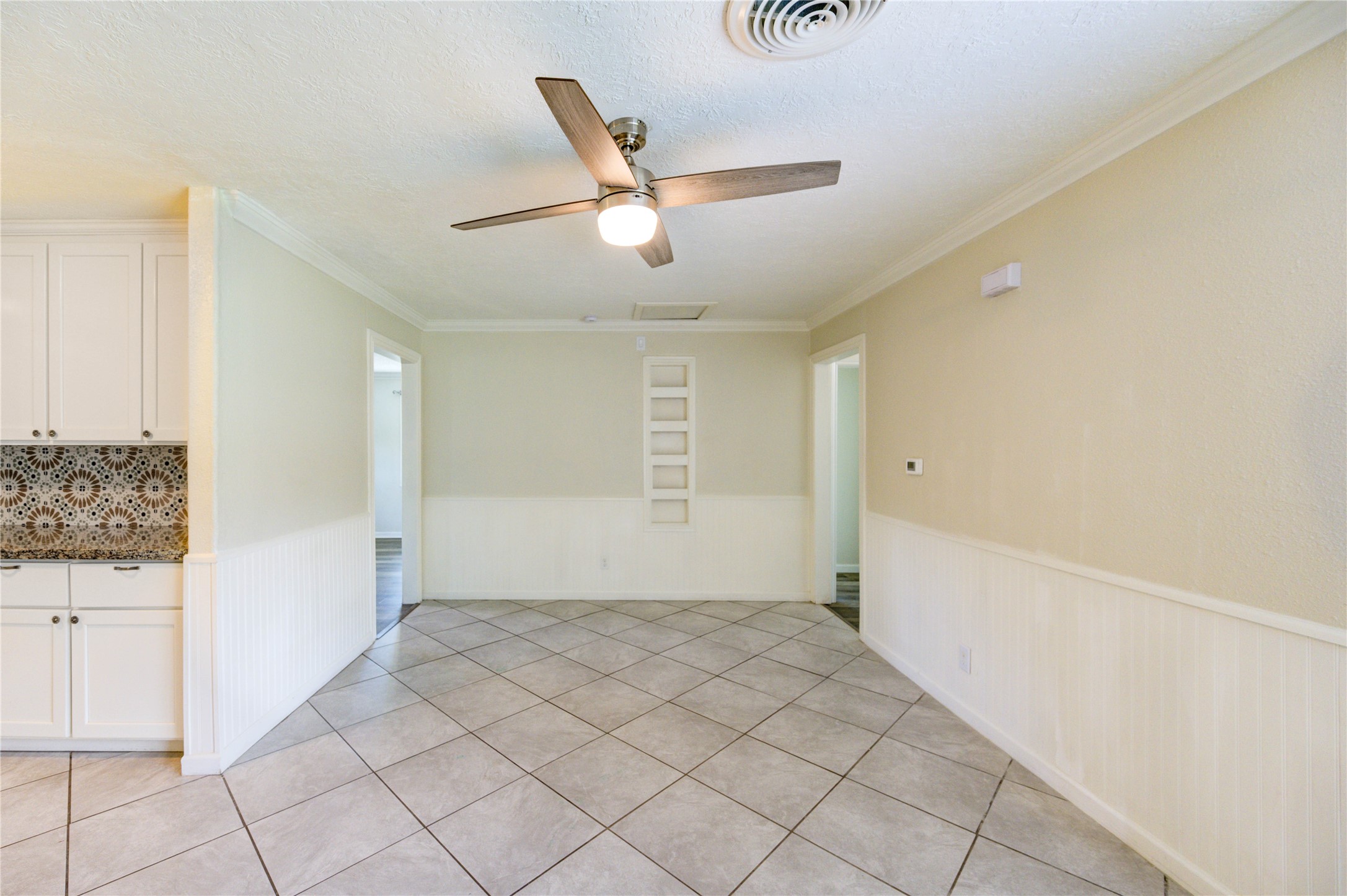 5317 Crestmont Street Property Photo 11
