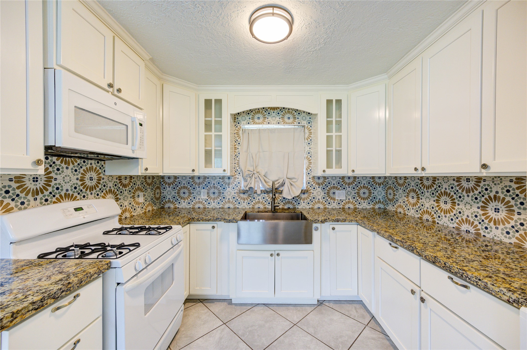 5317 Crestmont Street Property Photo 13