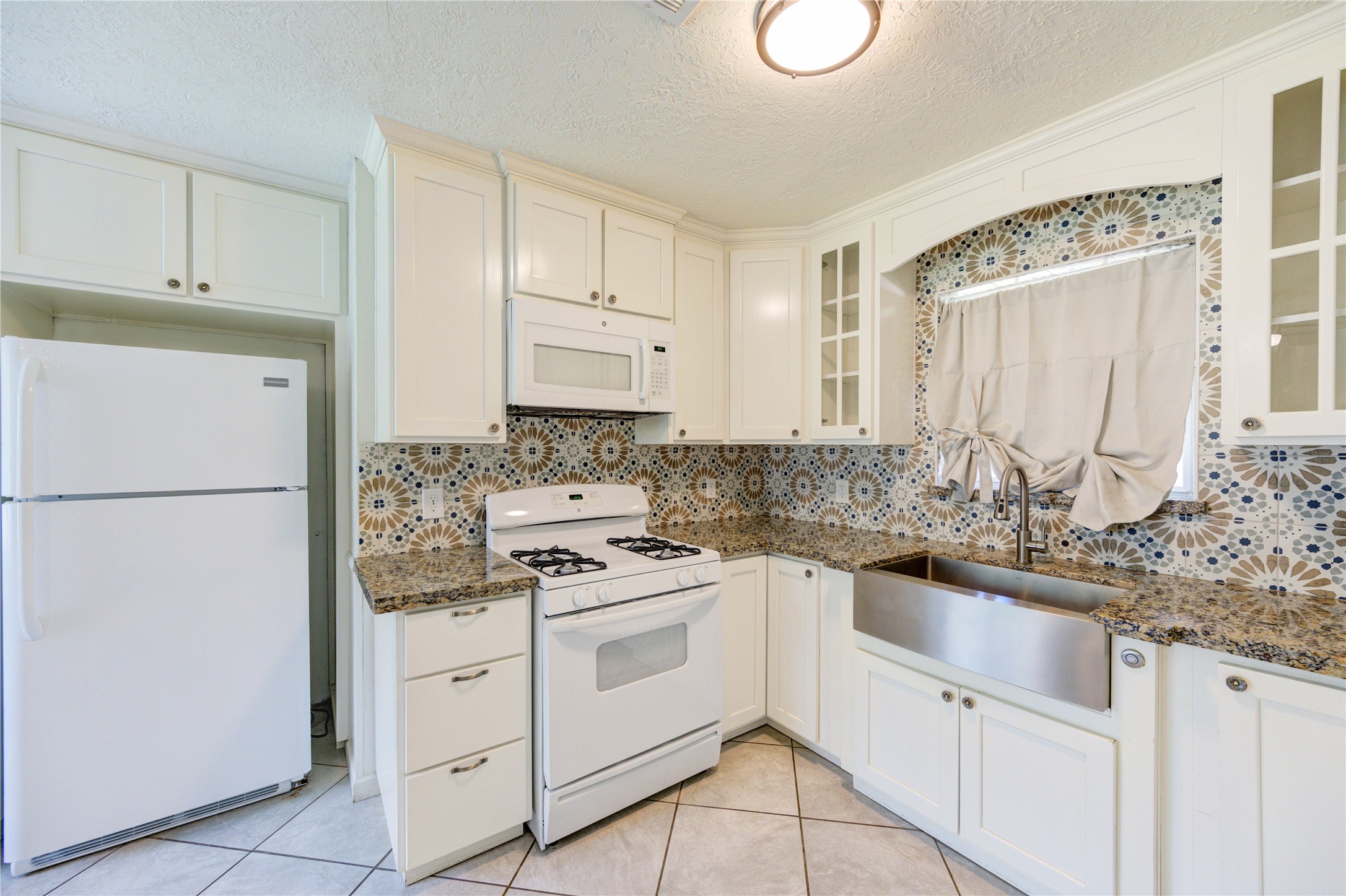 5317 Crestmont Street Property Photo 14