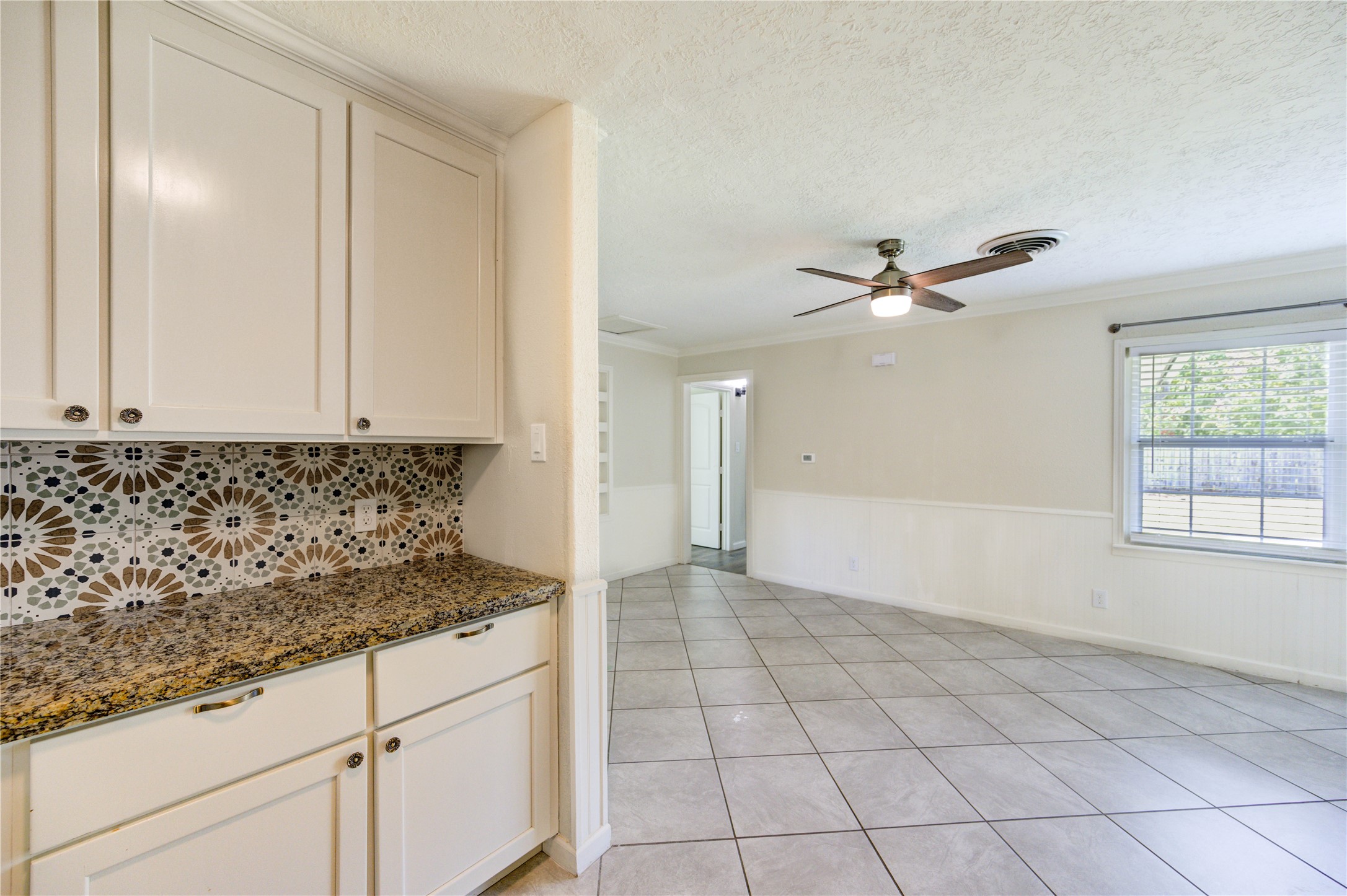 5317 Crestmont Street Property Photo 17