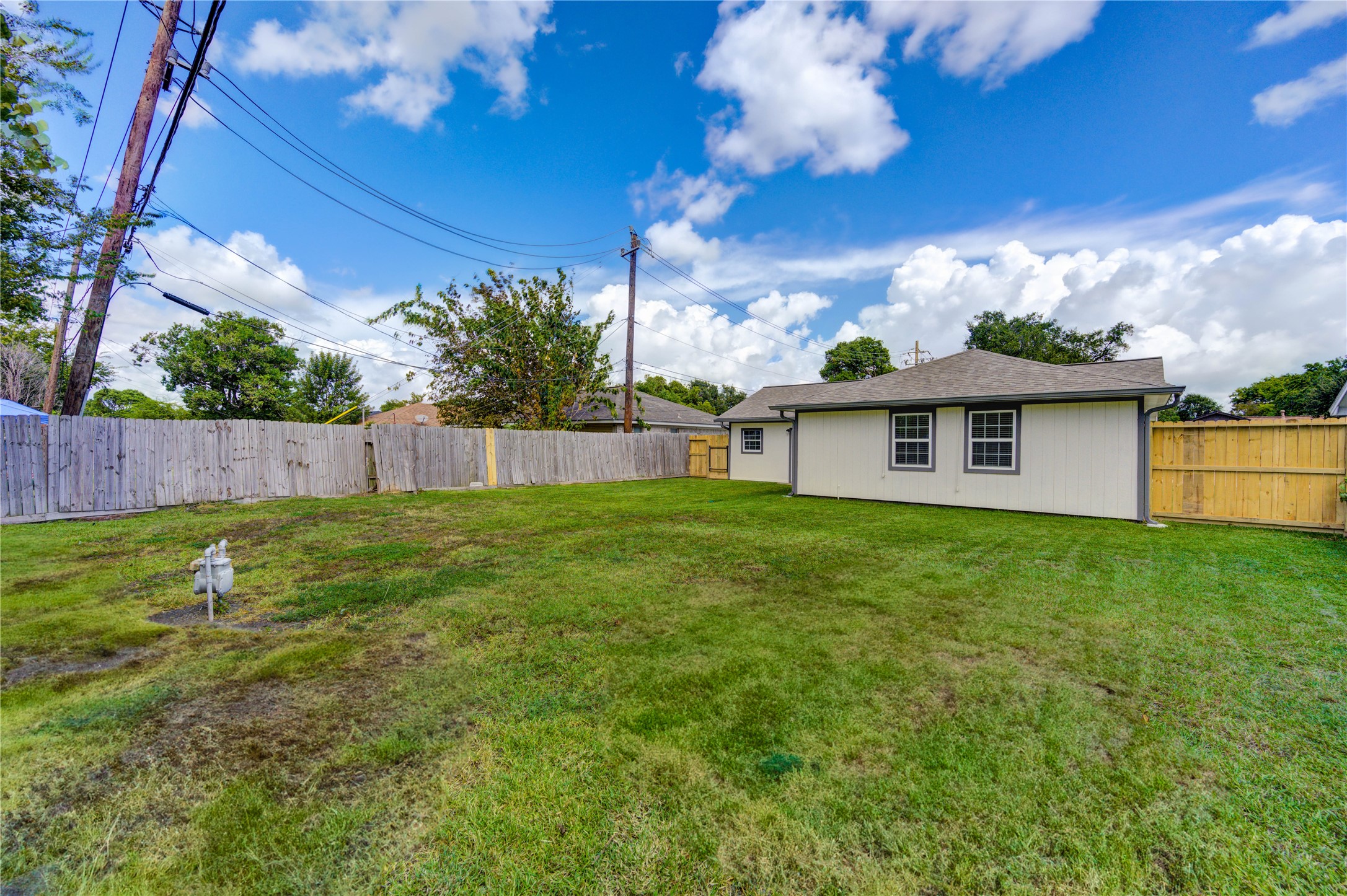 5317 Crestmont Street Property Photo 41