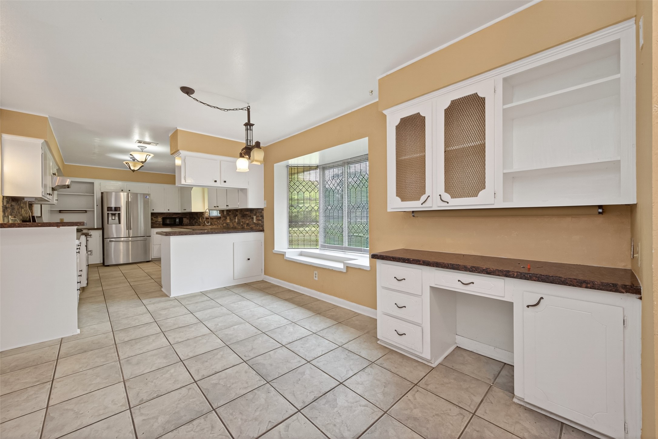 1701 Mistletoe Lane Property Photo 8