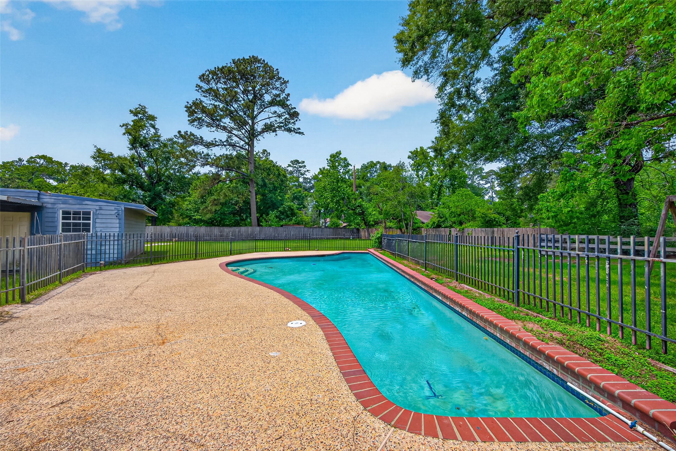 1701 Mistletoe Lane Property Photo 29