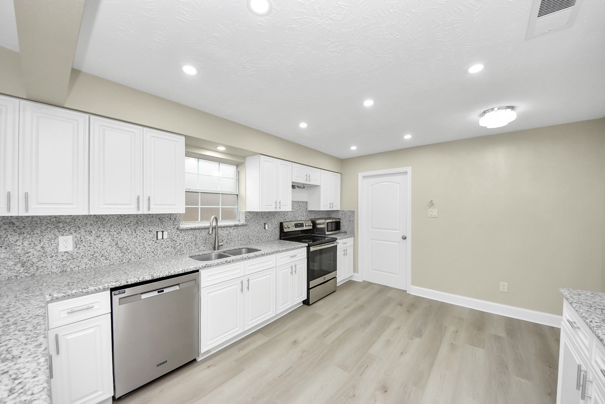 5035 E Pagewick Drive Property Photo 16