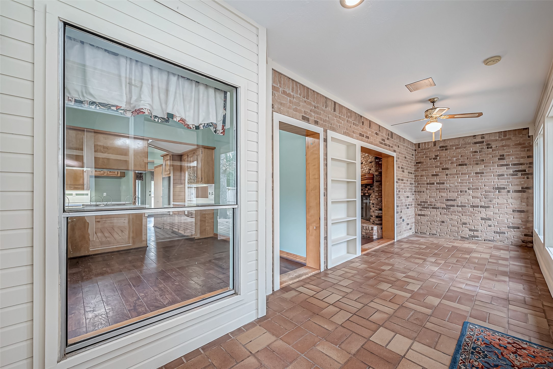 560 Beauregard Drive Property Photo 14