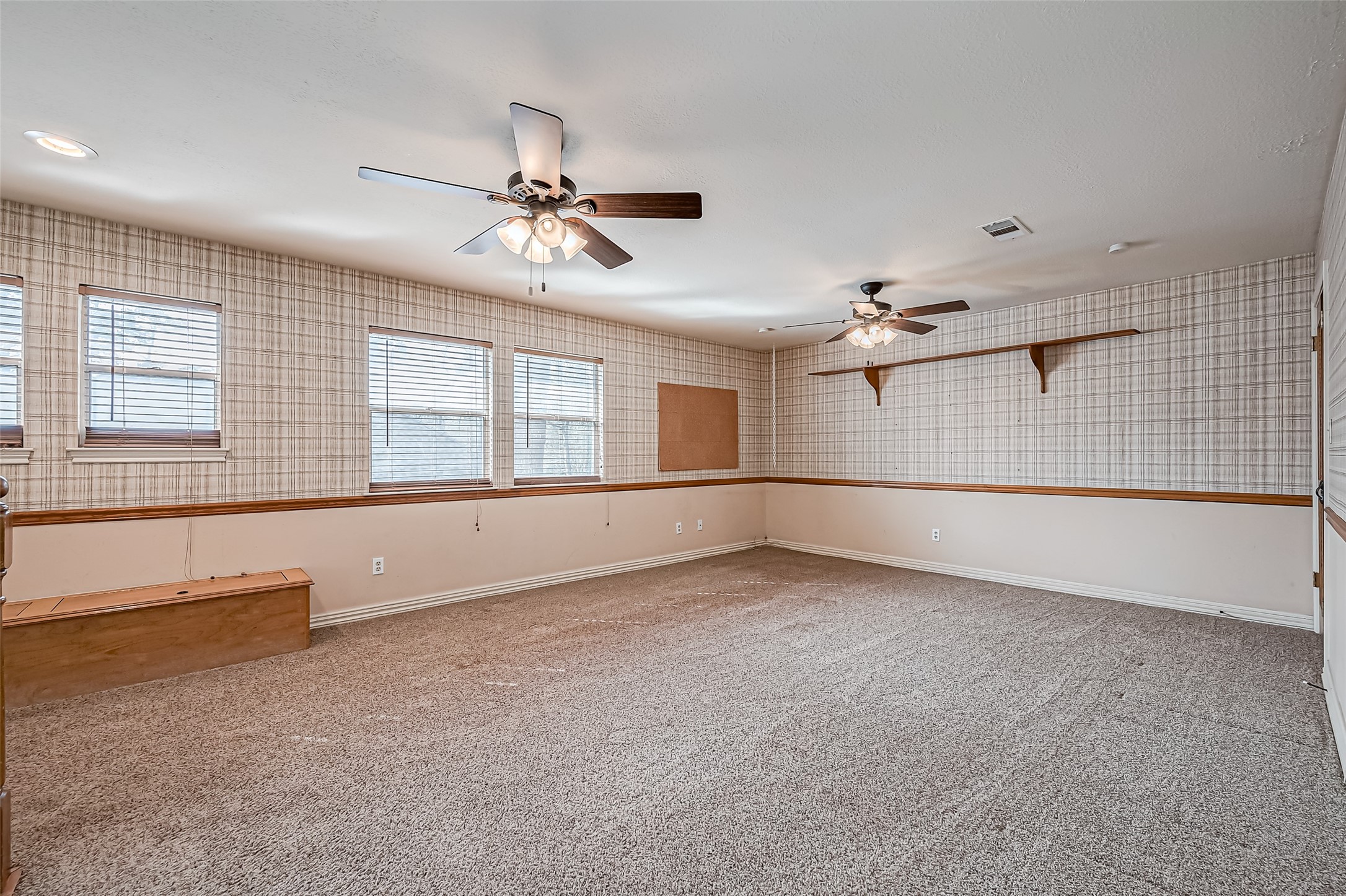 560 Beauregard Drive Property Photo 25