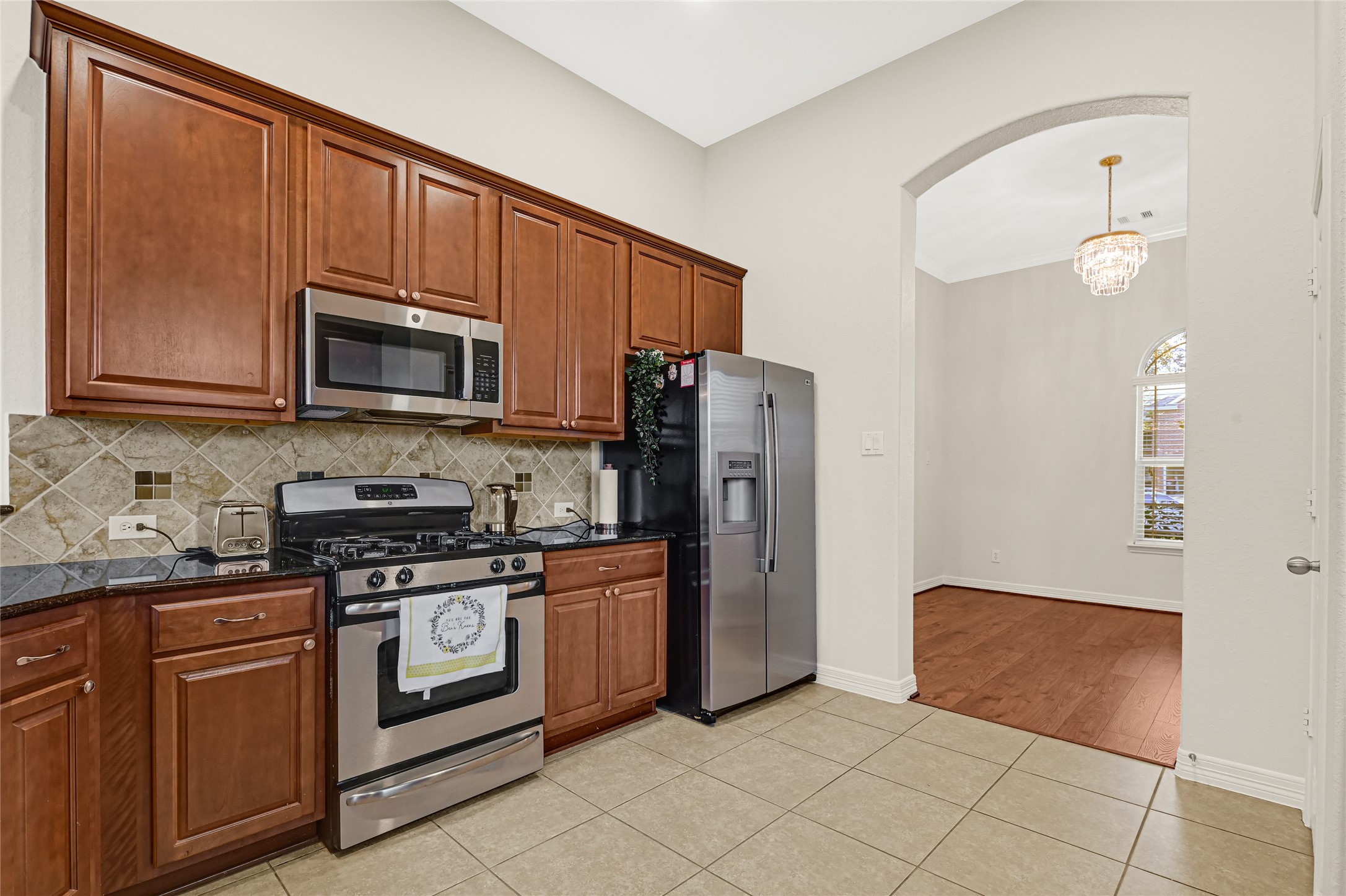 20503 Pink Granite Valley Property Photo 8