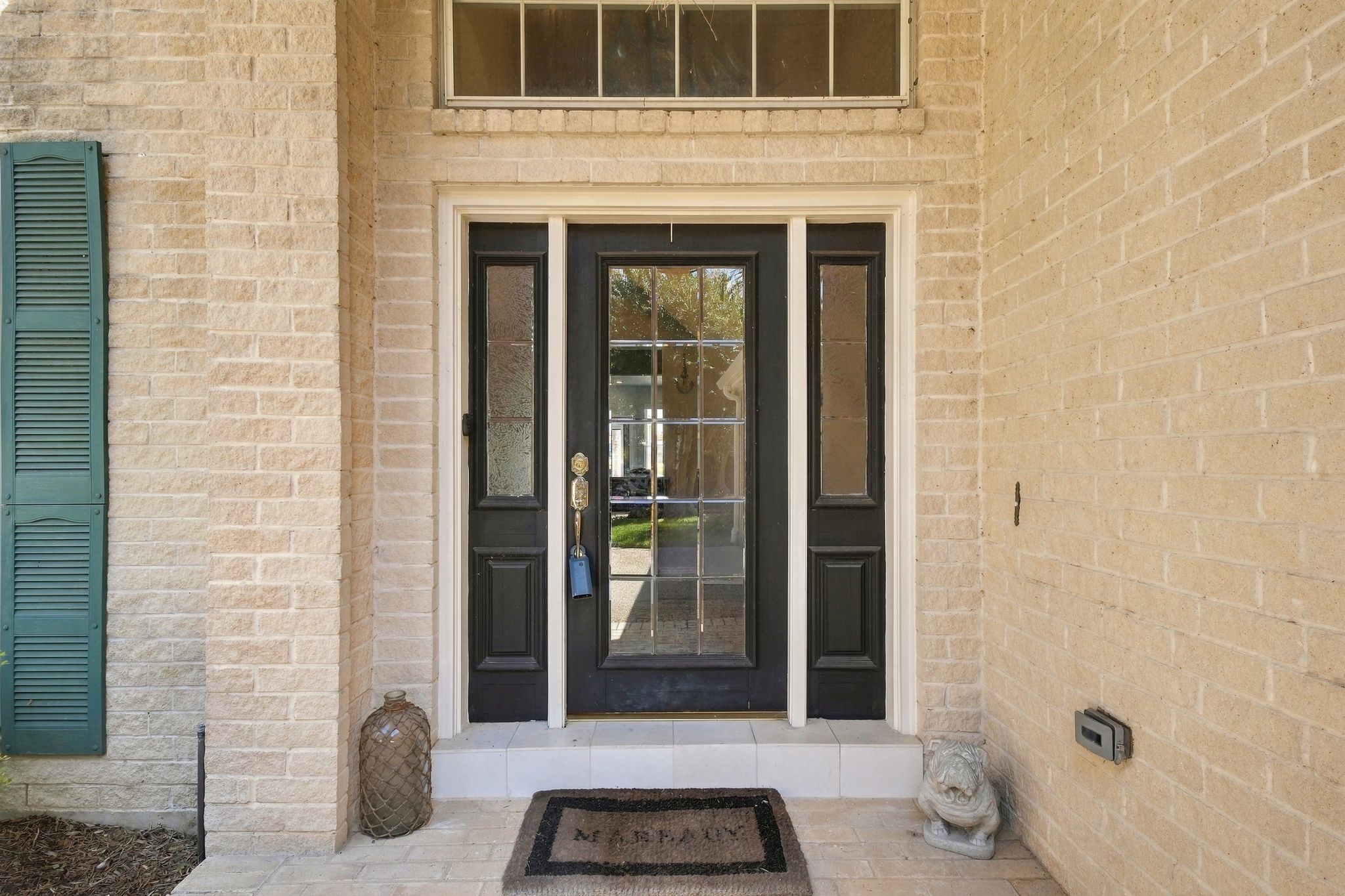 932 Plantation Street Property Photo 5