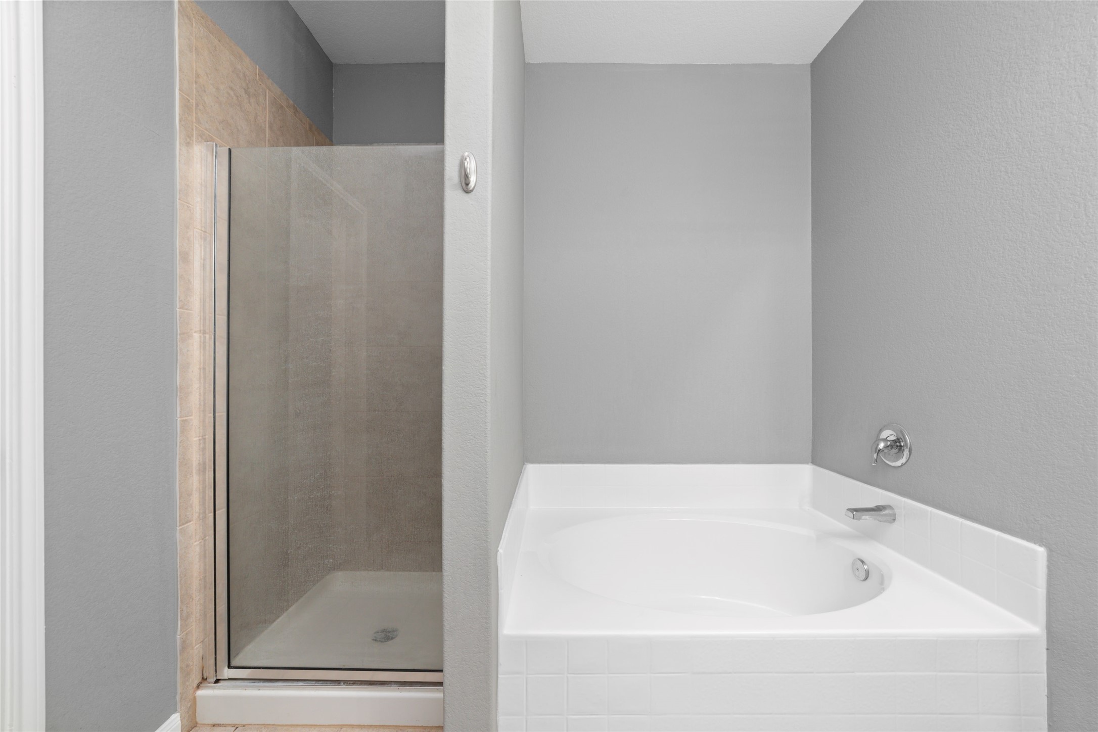 1077 Mule Ridge Drive Property Photo 15