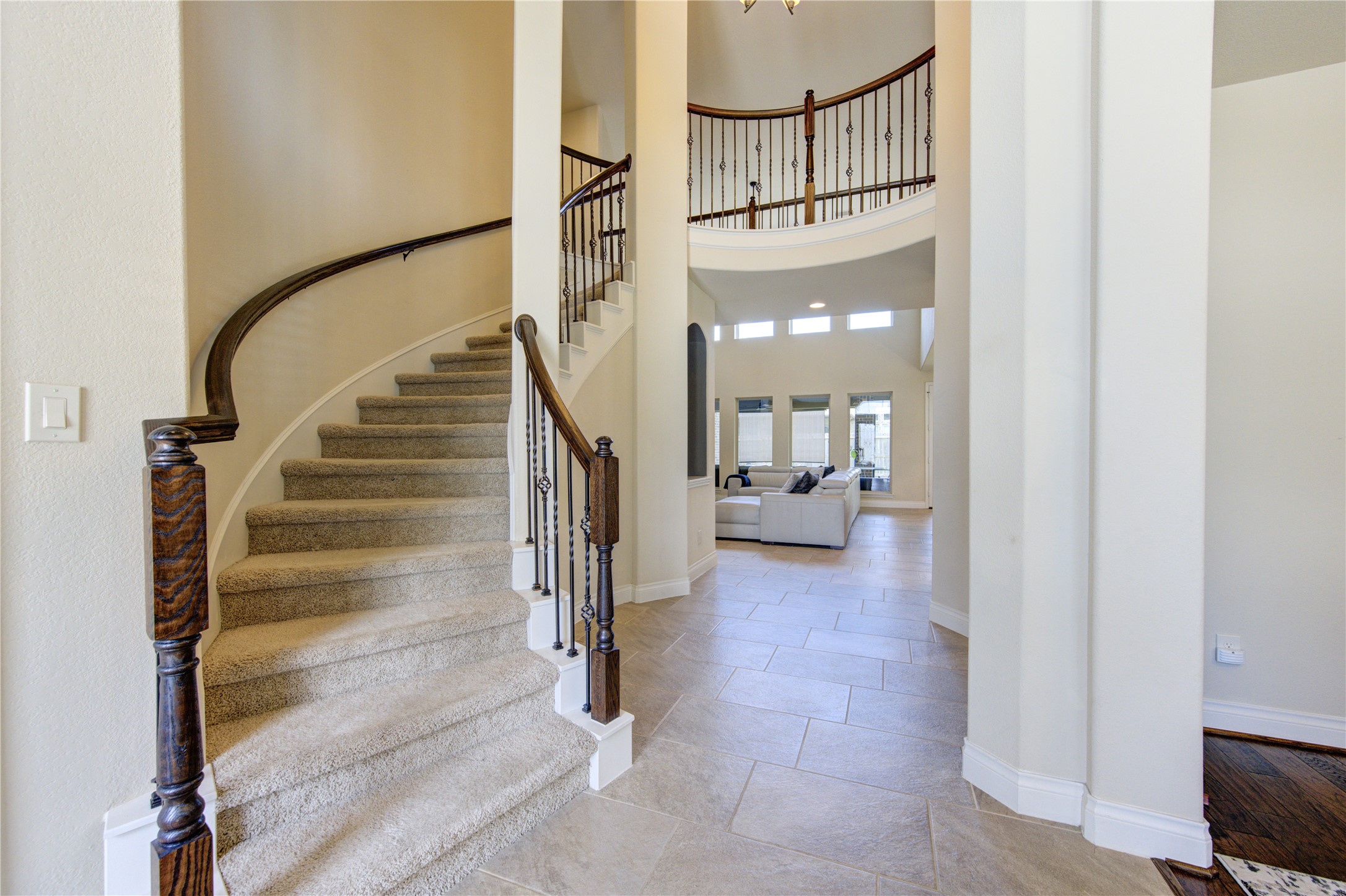 4215 Reagan Ridge Court Property Photo 4