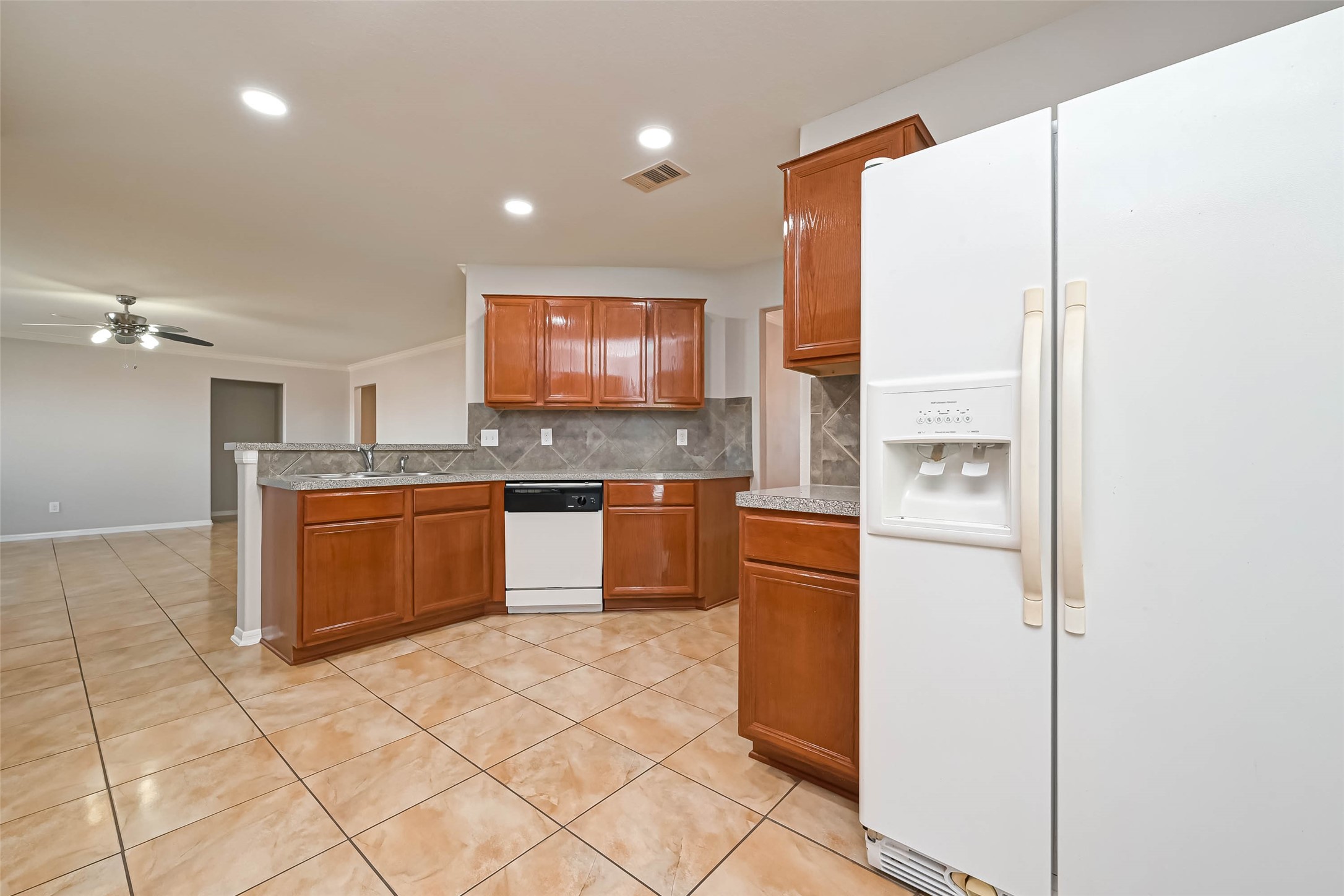 7110 Fox Scene Drive Property Photo 5