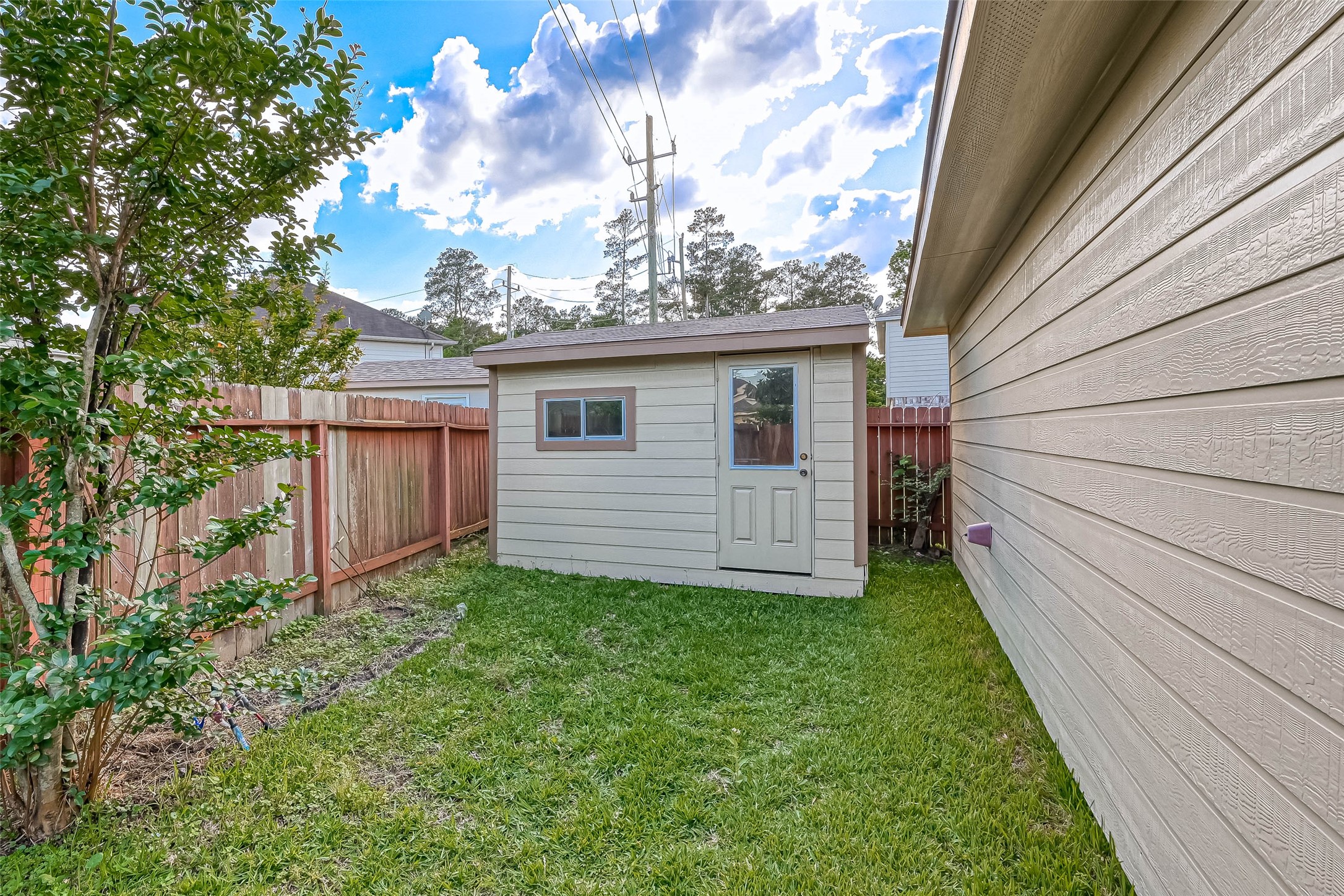 7110 Fox Scene Drive Property Photo 18