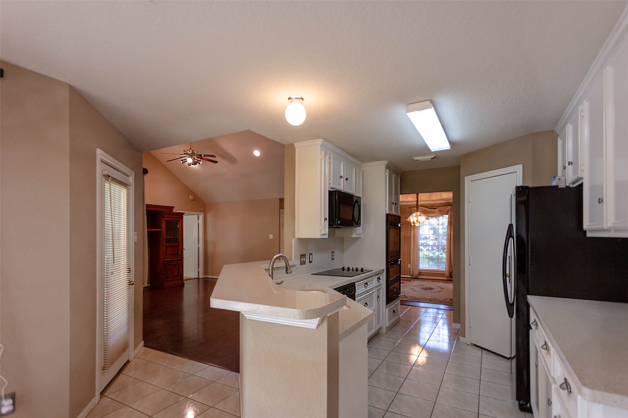 217 Tupelo Lane Property Photo 4