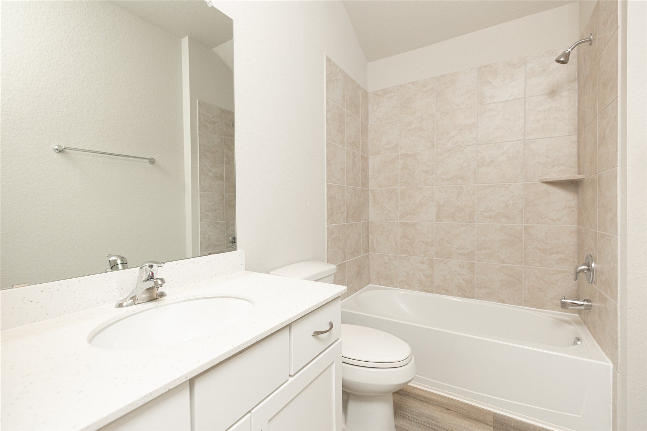 2519 Solano Lane Property Photo 6