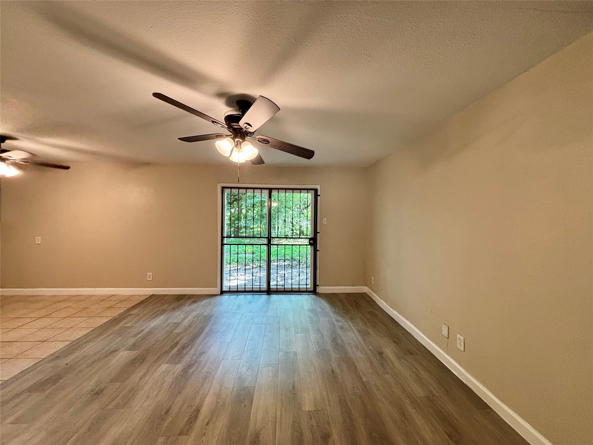 4110 Knotty Oaks Trail Property Photo 3