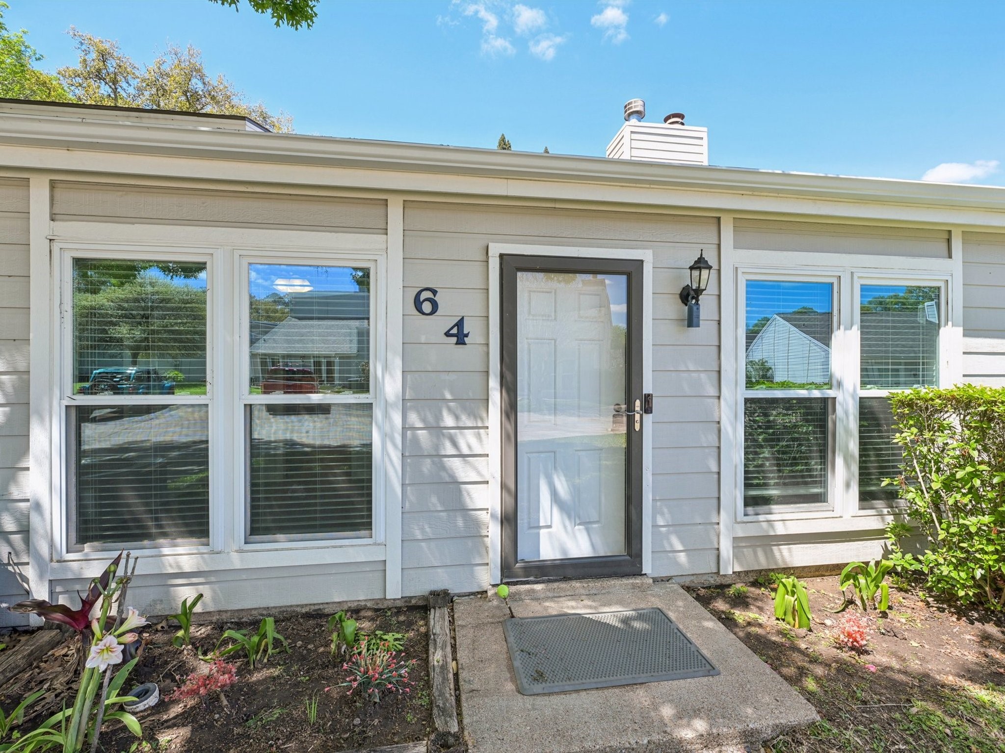 64 Hideaway Drive Property Photo 4