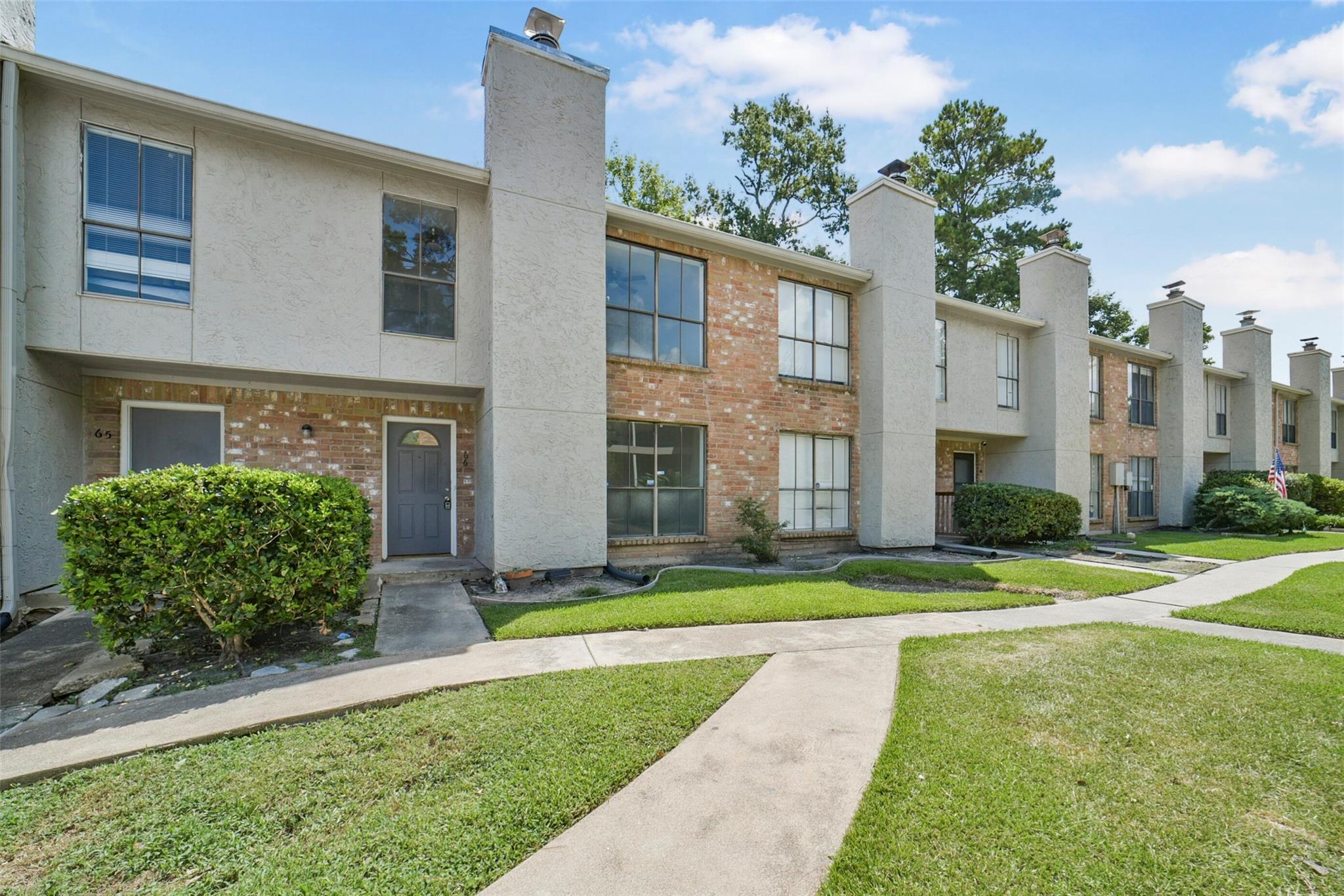 17401 Red Oak Drive # 66, Houston Tx 77090 Property Photo 1